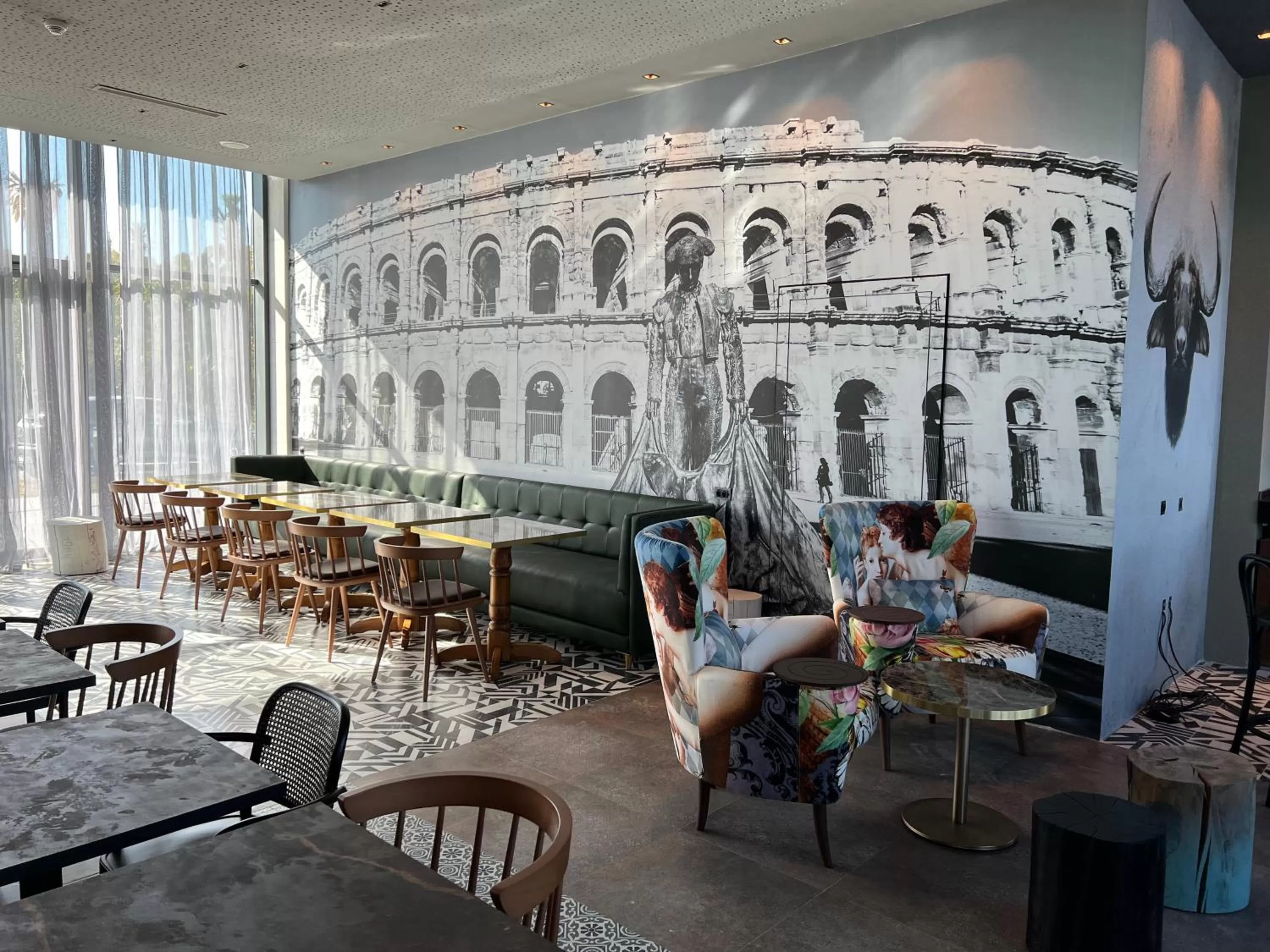 Restaurant/places to eat in Occidental Tanger