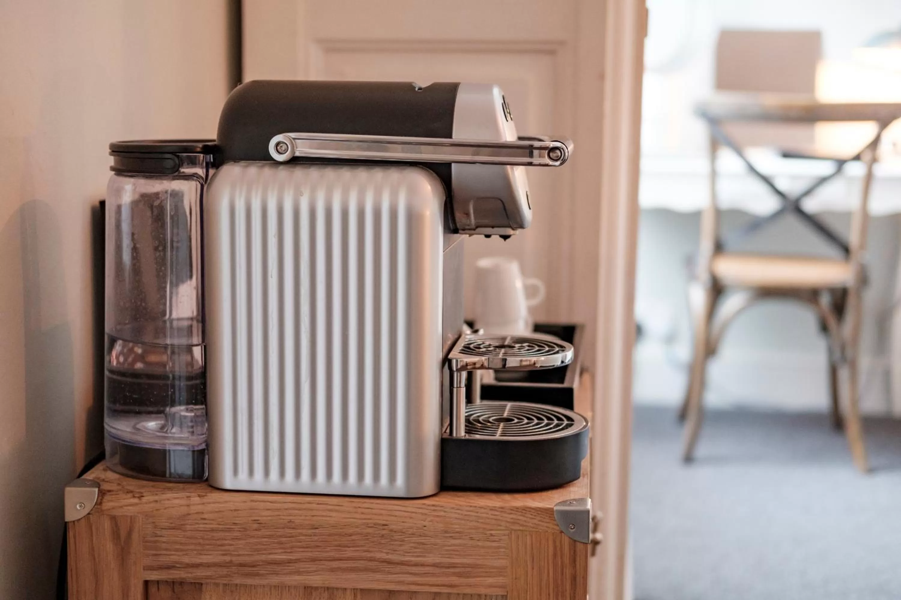 Coffee/tea facilities in The Bull Hotel