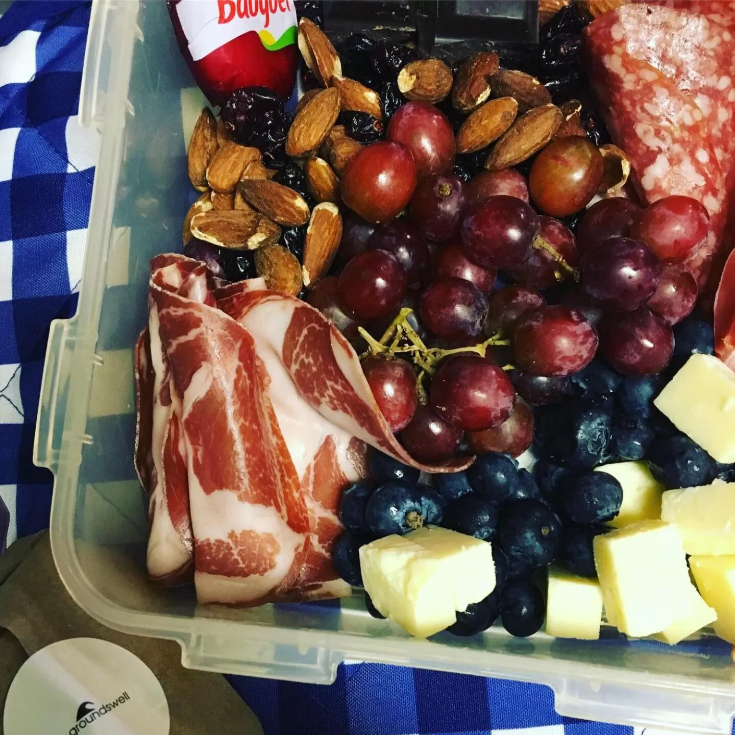 Restaurant/places to eat, Food in Groundswell Pub & Inn