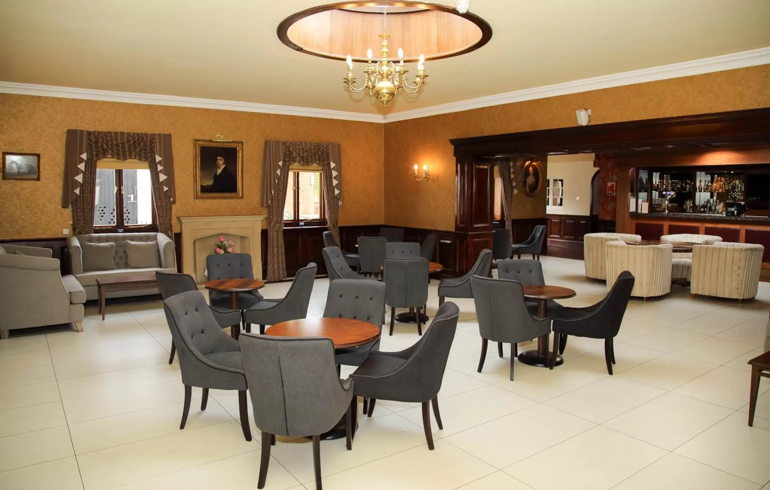 Lounge or bar, Restaurant/Places to Eat in Quorn Country Hotel