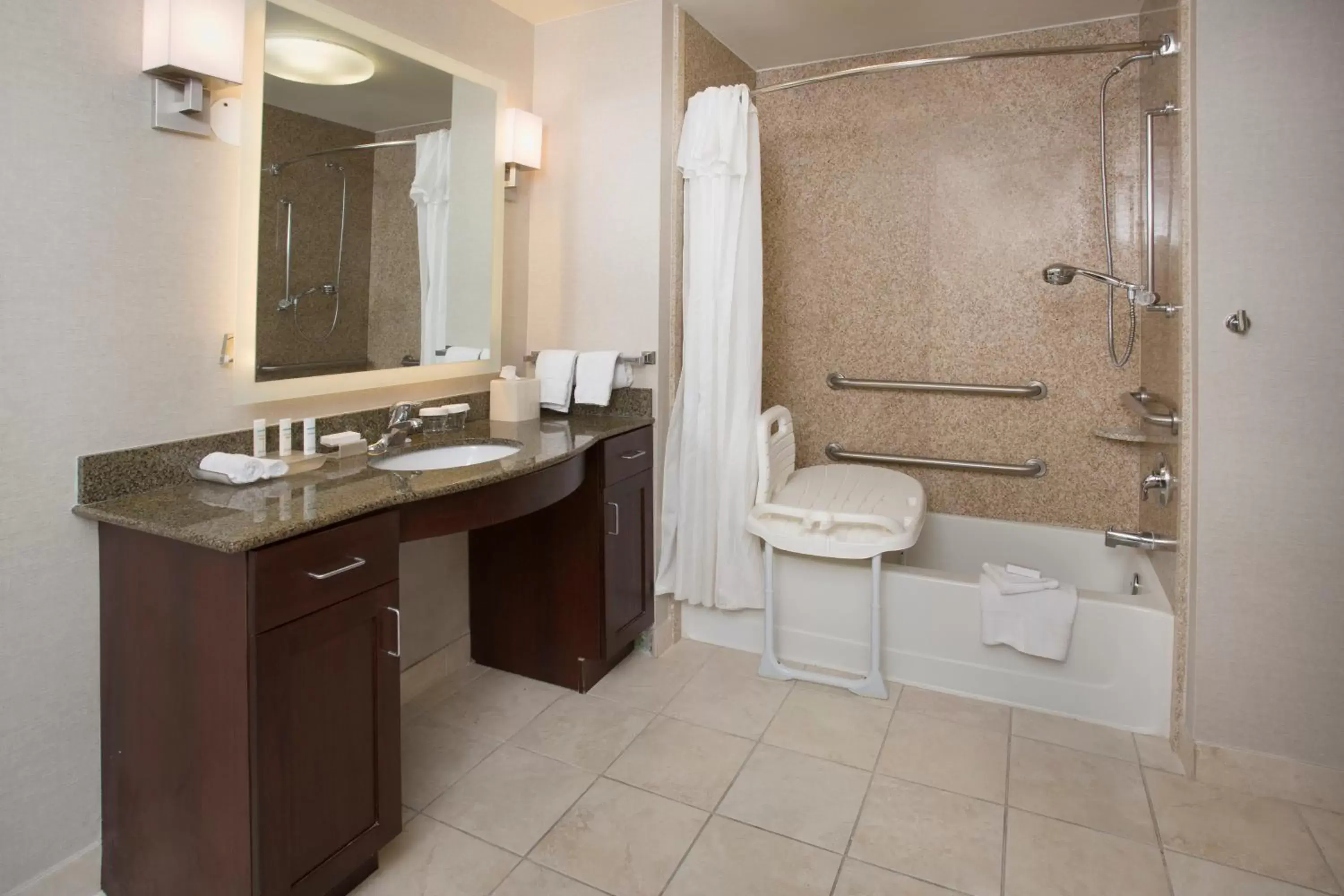 Bathroom in Homewood Suites by Hilton Phoenix-Avondale