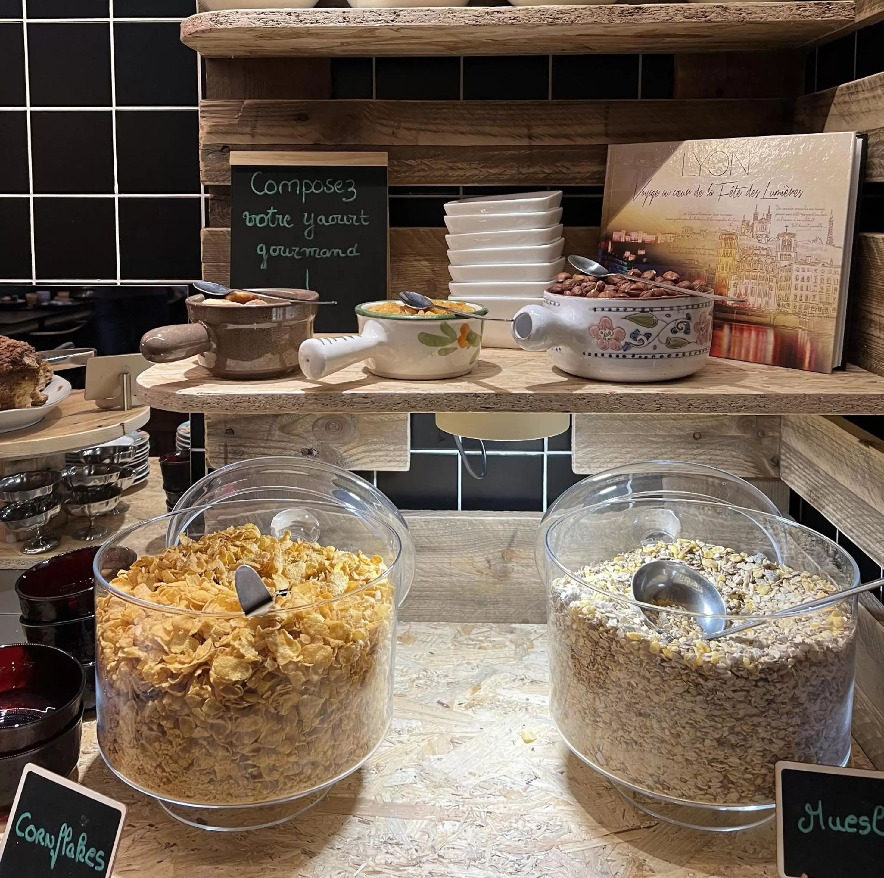 Breakfast in Greet Hotel Lyon Confluence Breakfast in Greet Hotel Lyon Confluence
