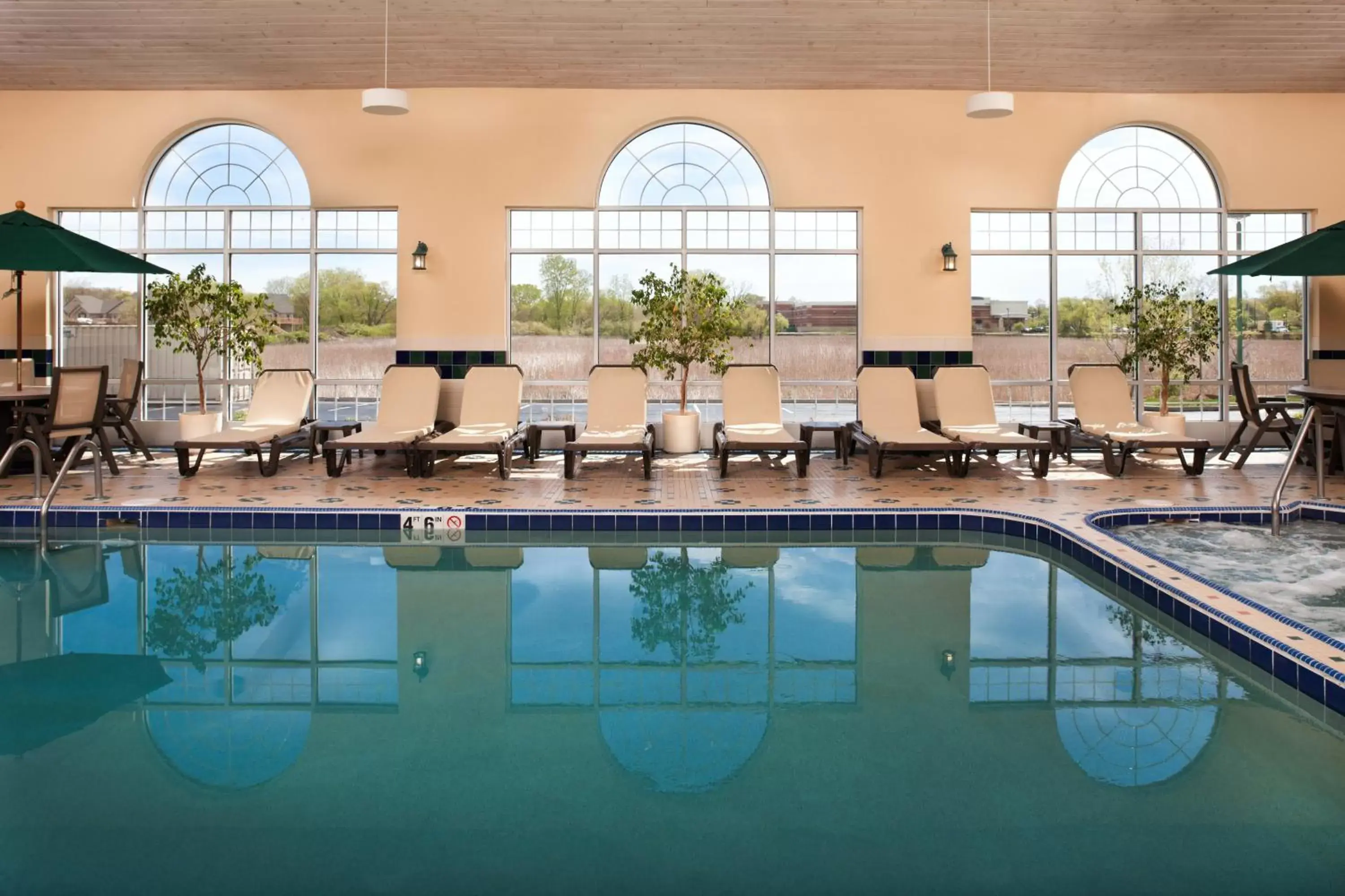 Swimming pool in Country Inn & Suites by Radisson, Milwaukee West Brookfield , WI Swimming pool in Country Inn & Suites by Radisson, Milwaukee West Brookfield , WI