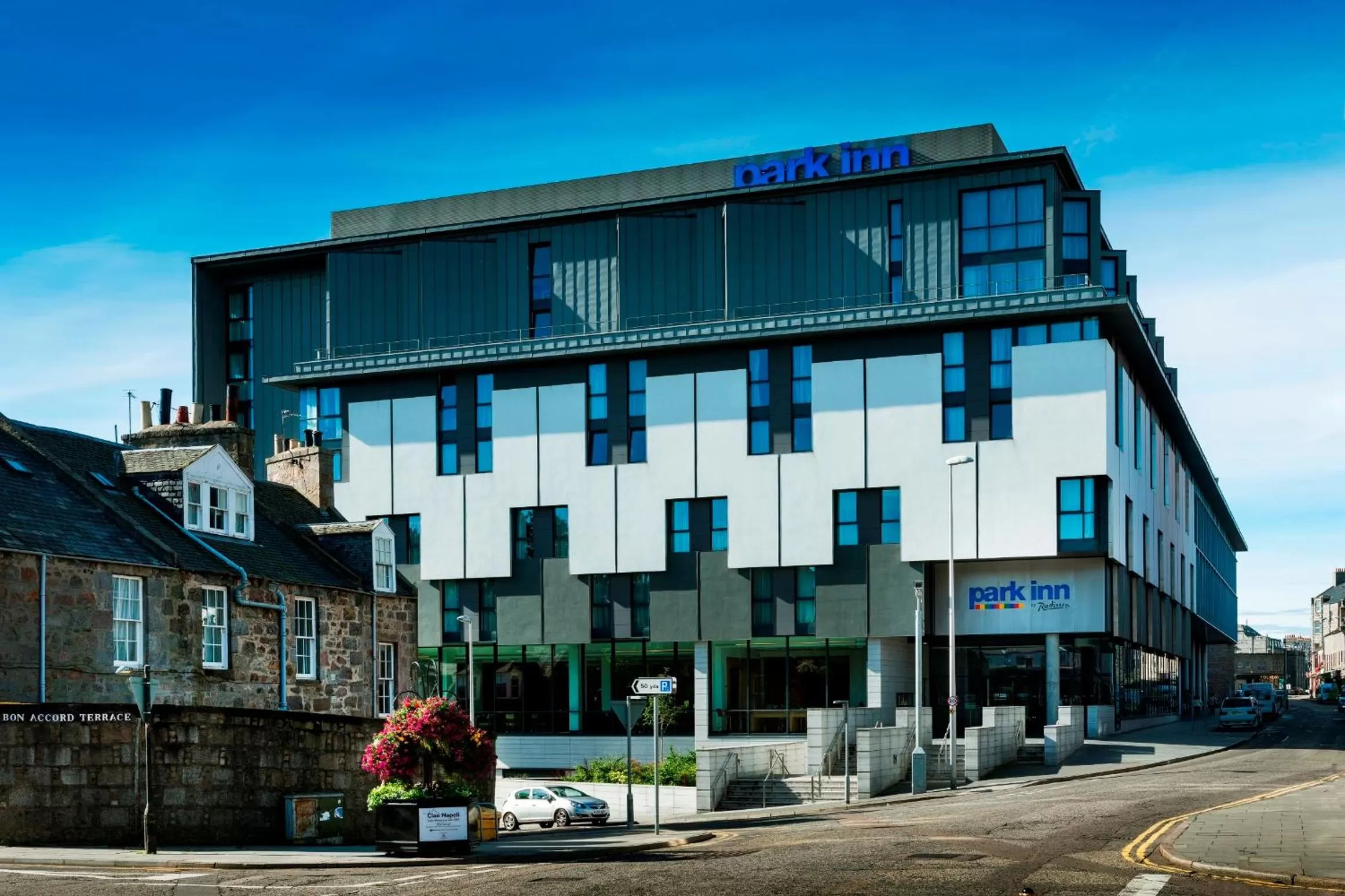 Facade/entrance in Park Inn by Radisson Aberdeen