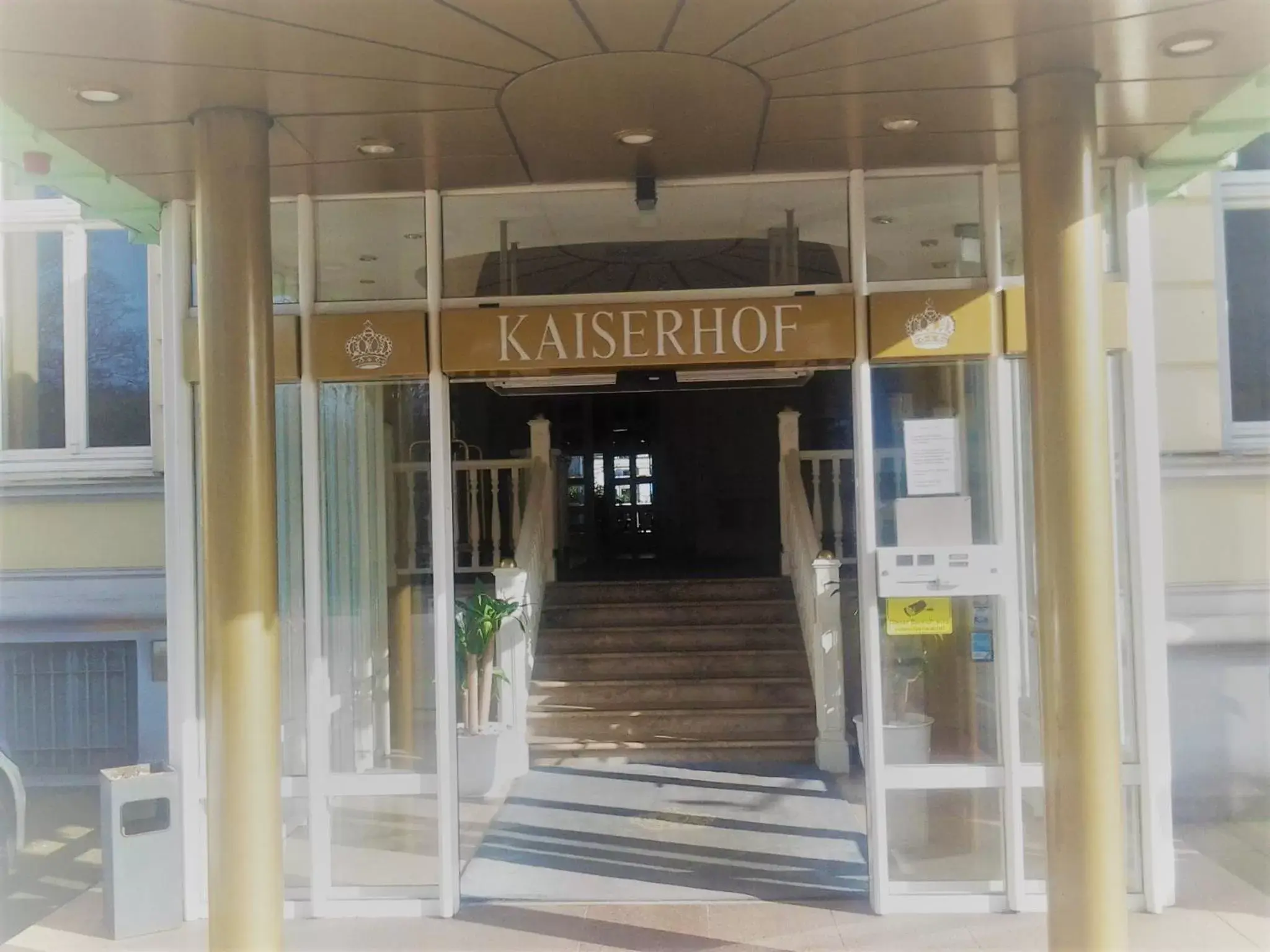 Facade/entrance in Hotel Kaiserhof Deluxe