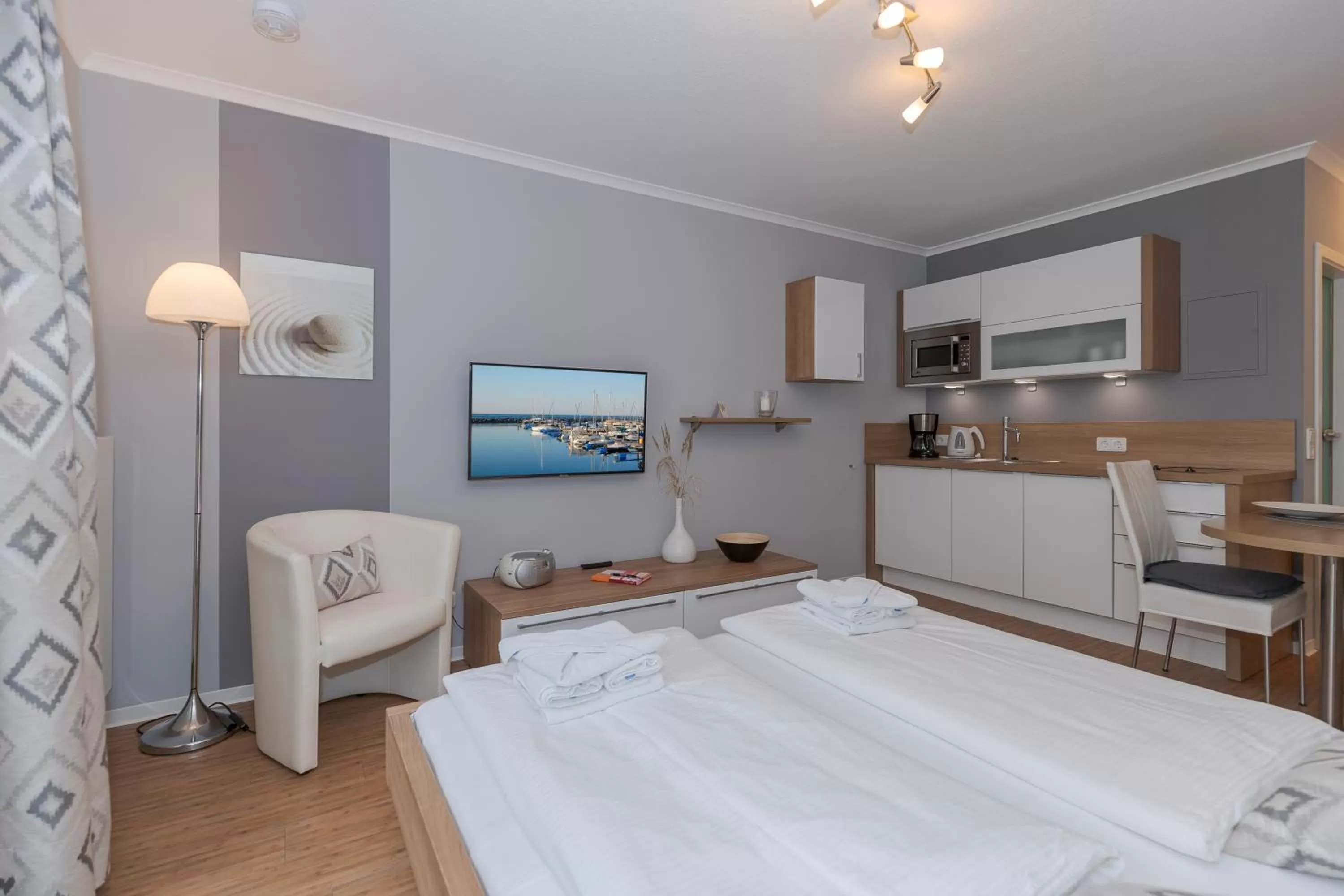 Bed in Yachthafenresidenz