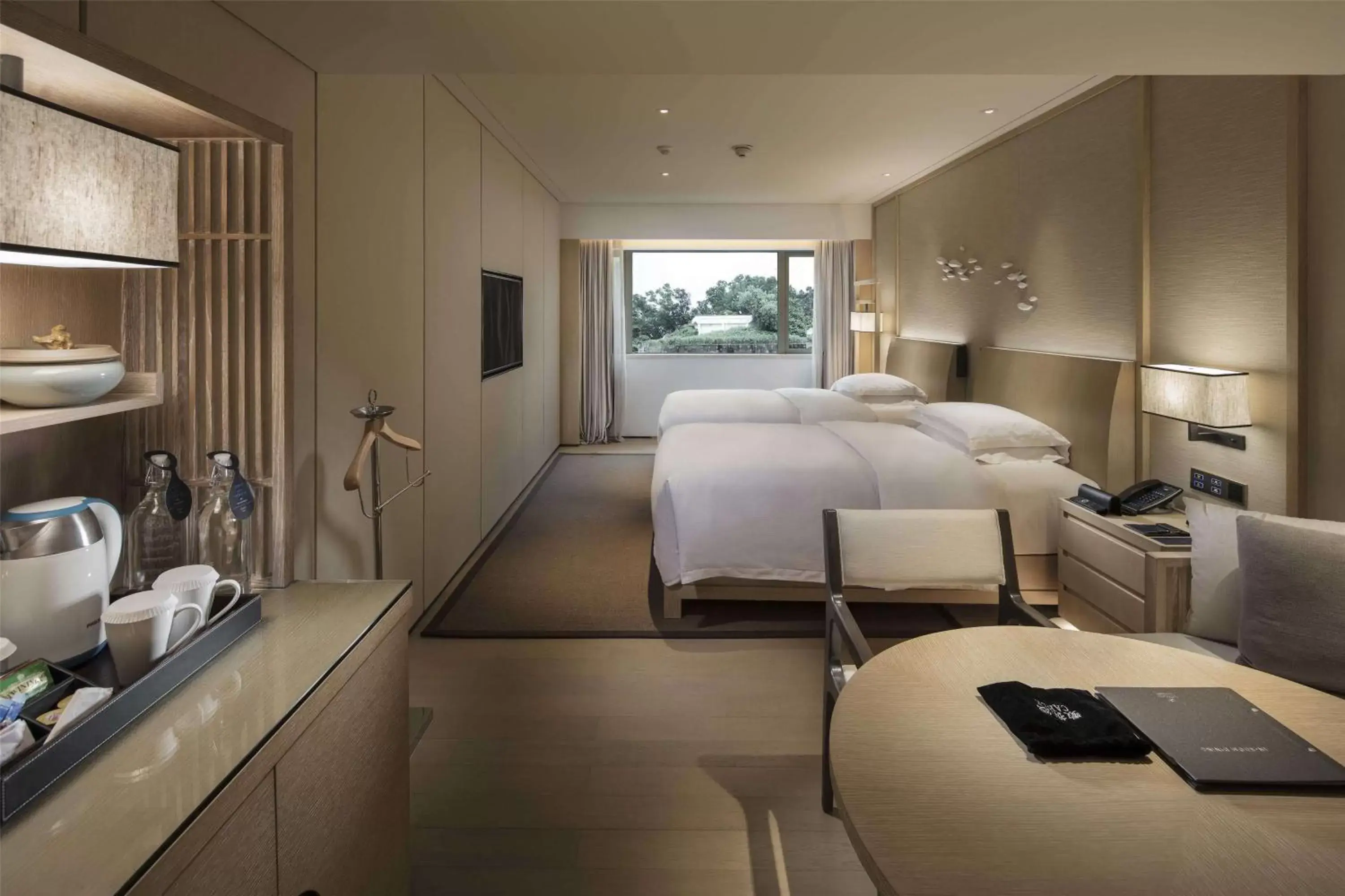 Bedroom in Hilton Shenzhen Shekou Nanhai