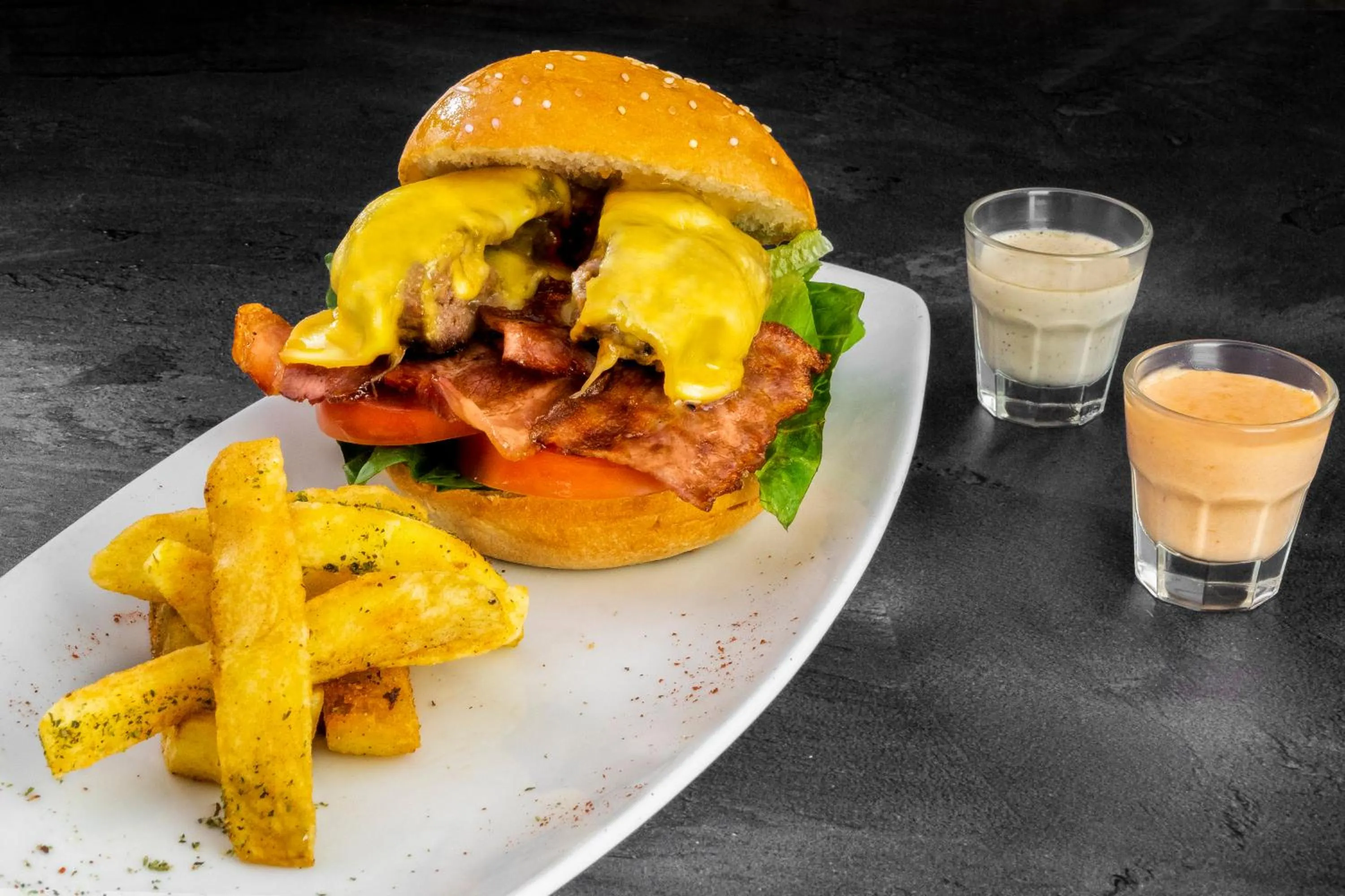 Restaurant/places to eat in Hotel Stubel Suites & Cafe