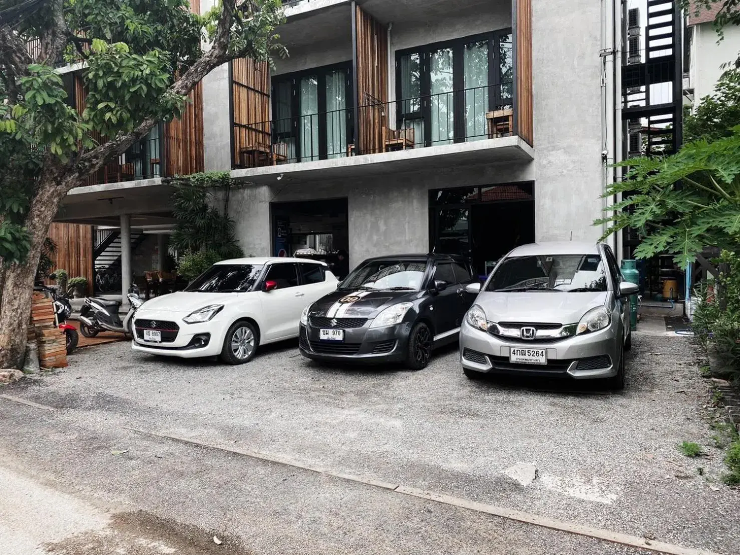 Property Building in Lamphu House Chiang Mai - SHA Extra Plus Certified