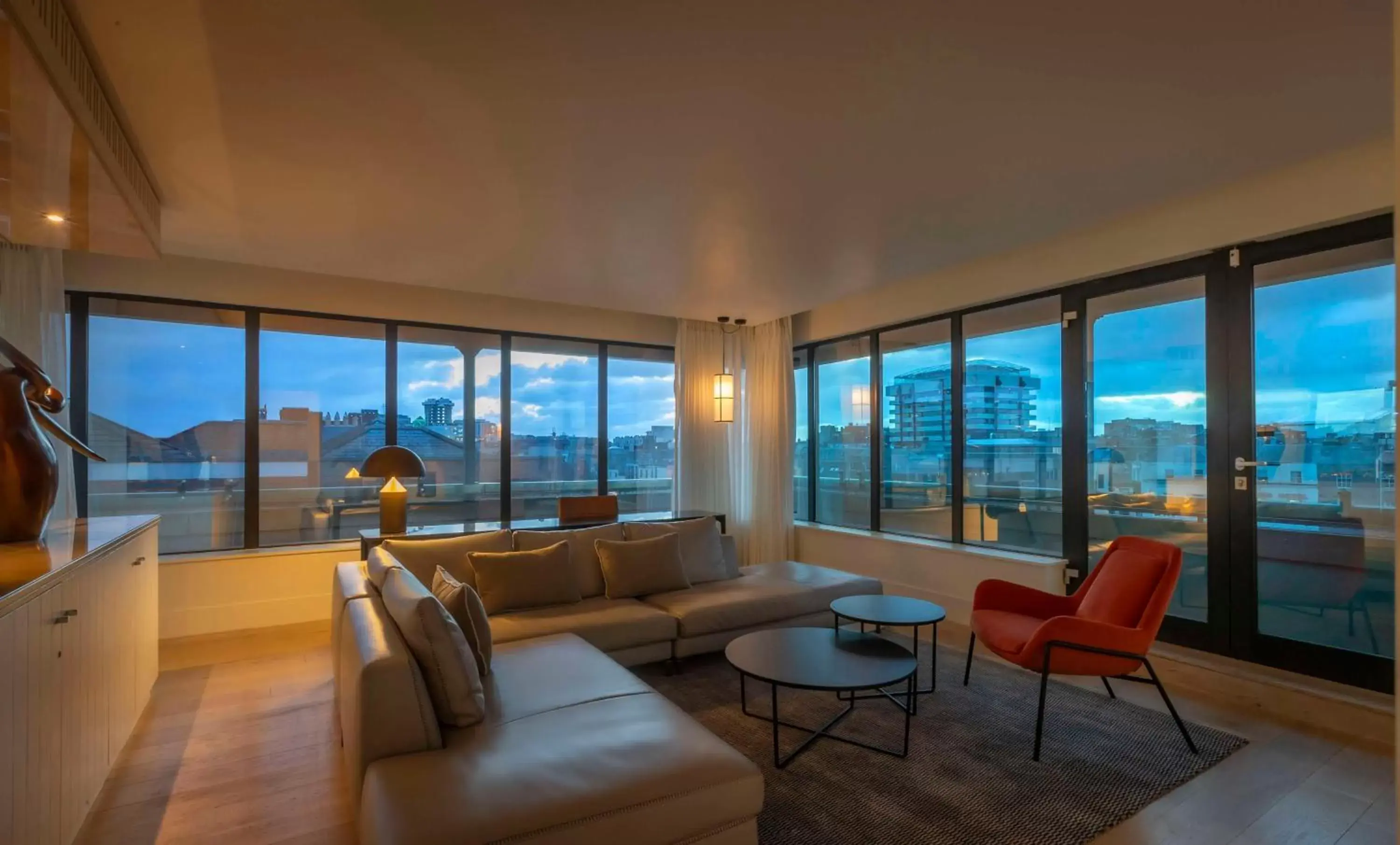 Photo of the whole room, Seating Area in The Morrison Dublin, Curio Collection by Hilton