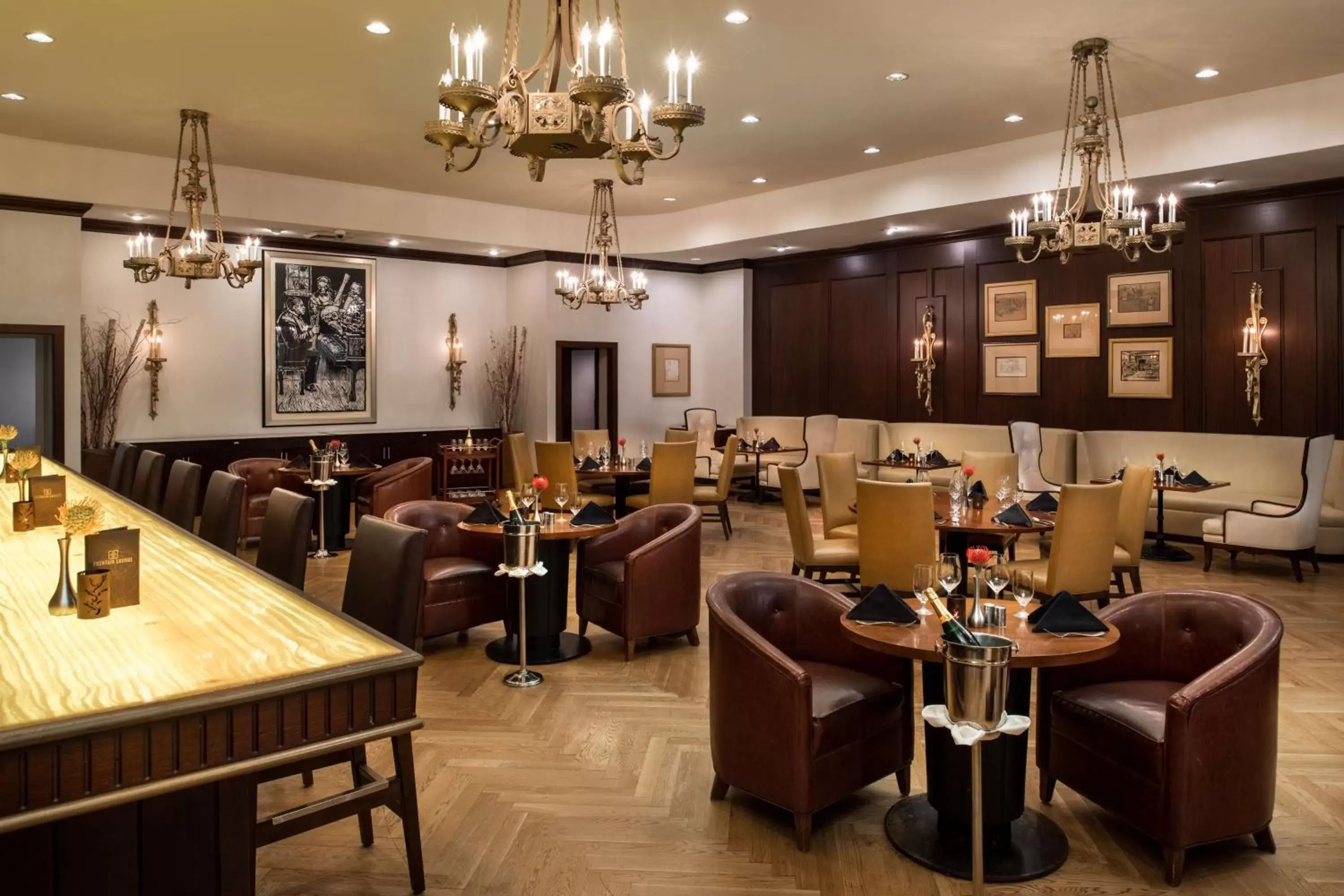 Lounge or bar, Restaurant/Places to Eat in The Roosevelt Hotel New Orleans - Waldorf Astoria Hotels & Resorts