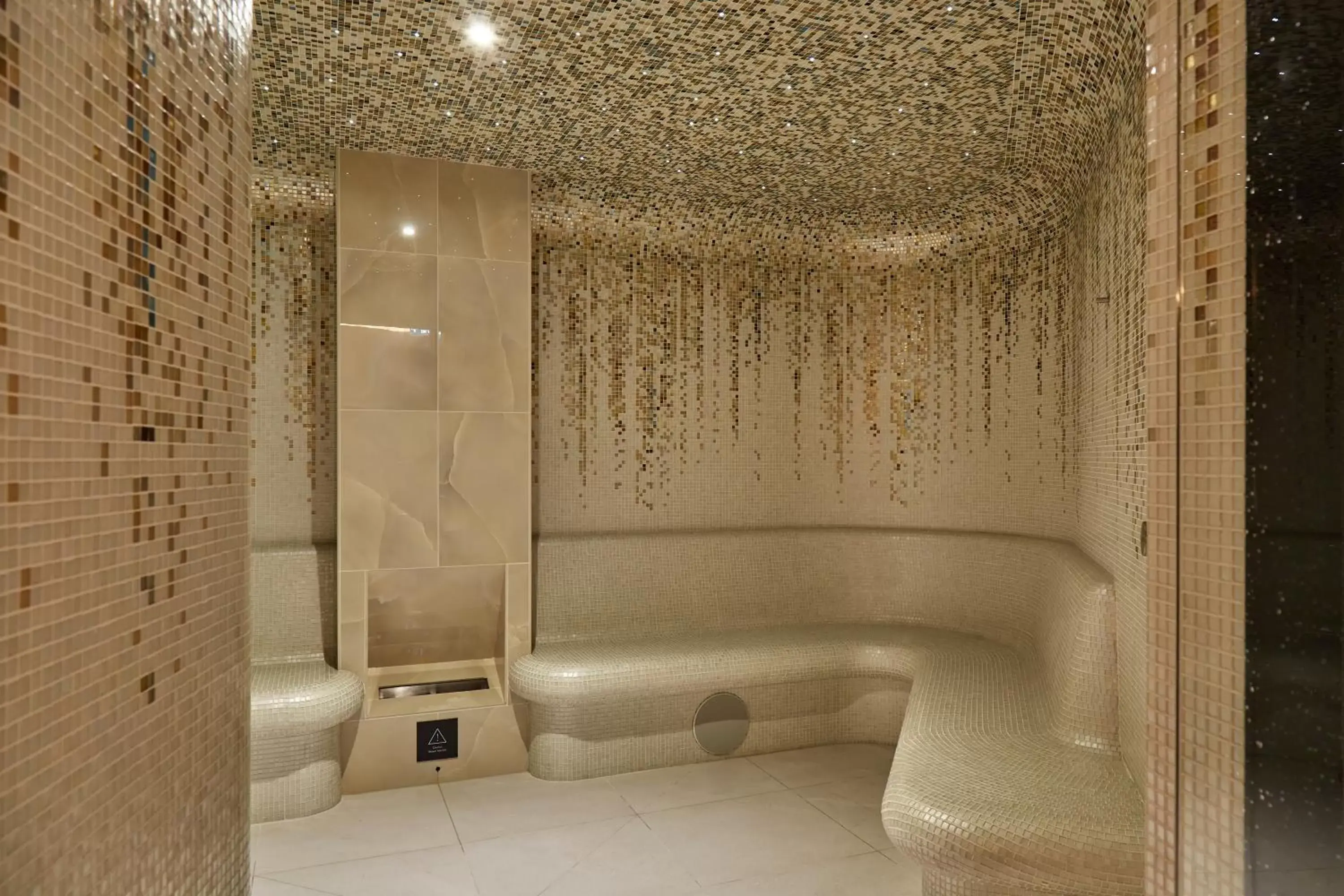 Steam room, Bathroom in King Street Townhouse