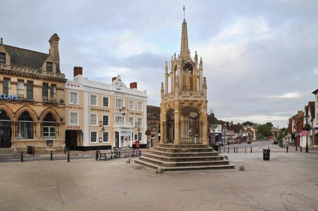 Shopping Area in The Swan Hotel Wetherspoon