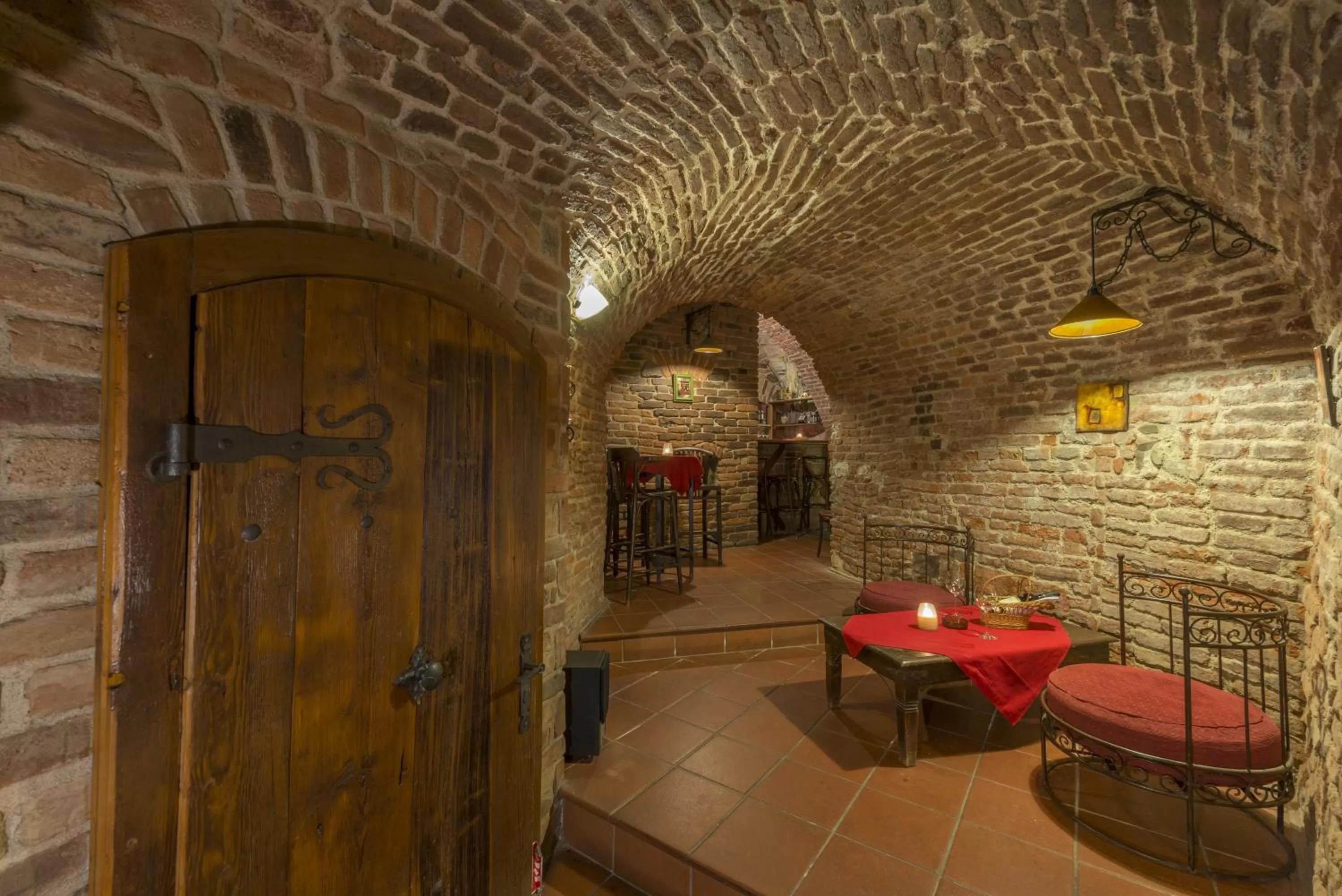 Restaurant/places to eat in Hotel Cerny Slon