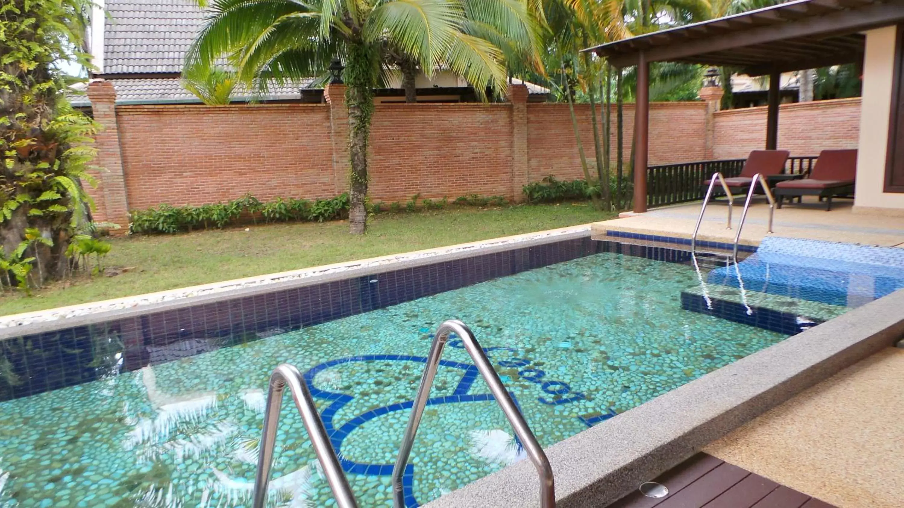 Swimming pool in Mukdara Beach Villa & Spa Resort Swimming pool in Mukdara Beach Villa & Spa Resort