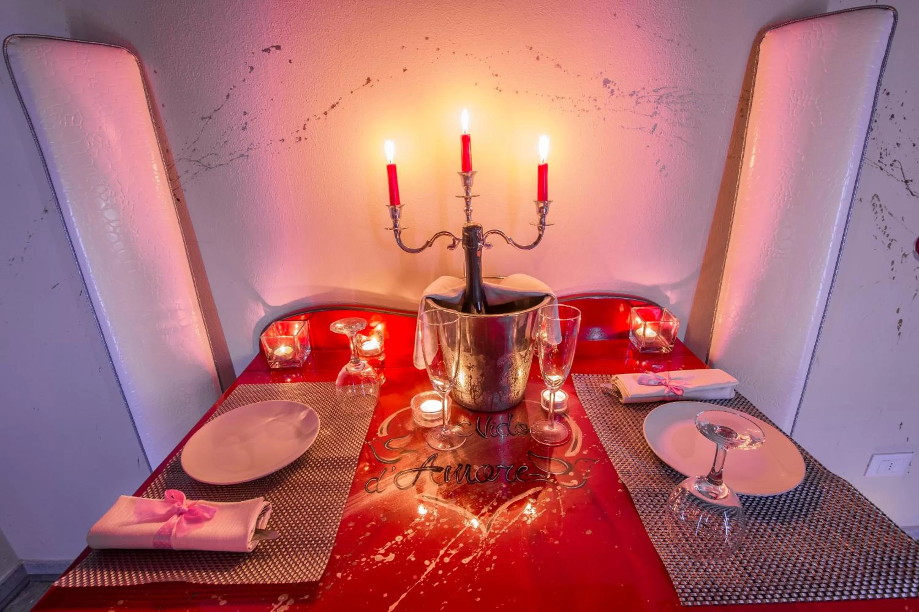 Restaurant/places to eat in Hotel Butterfly