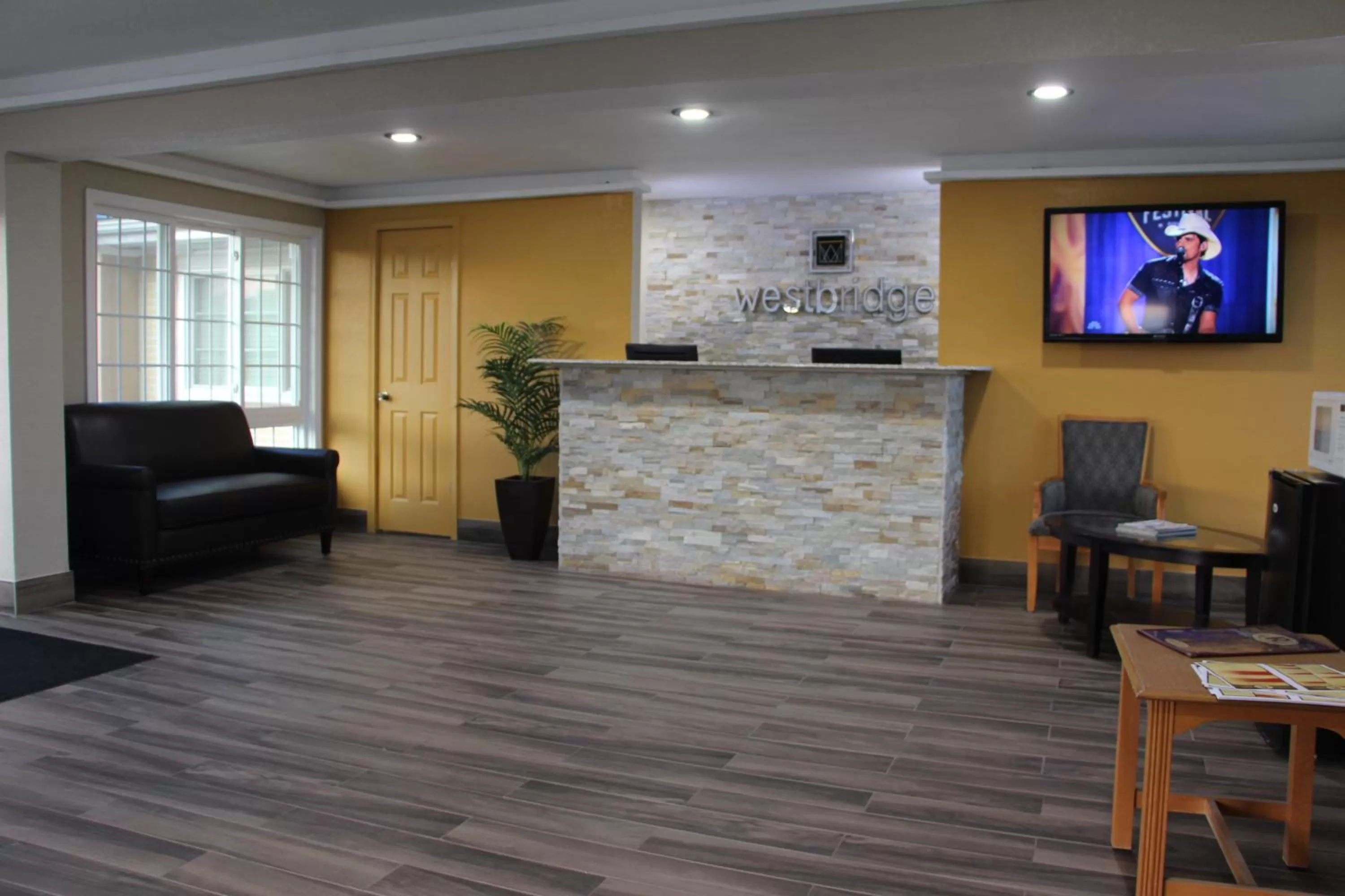 Facade/entrance in Westbridge Inn & Suites