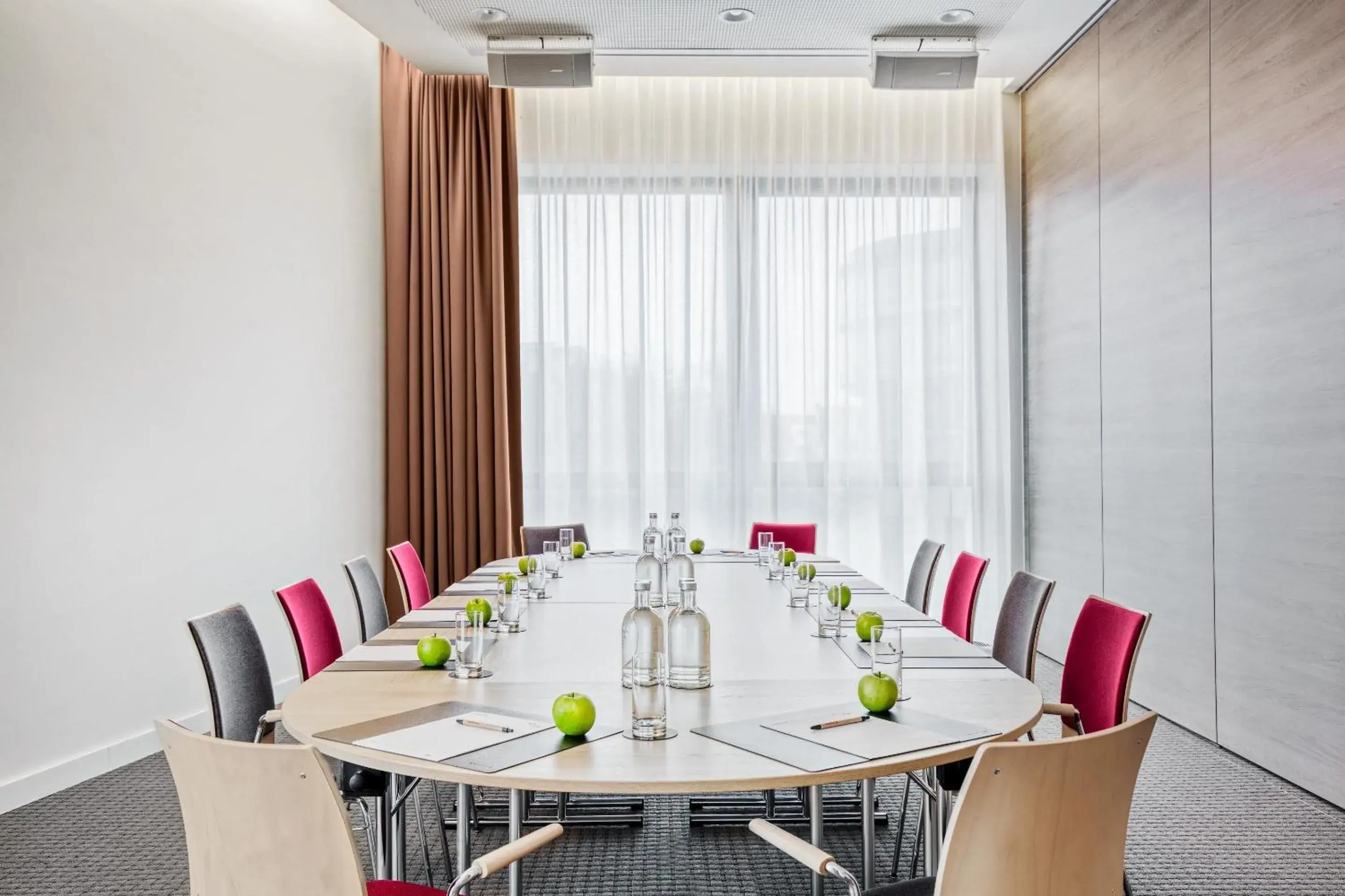 Meeting/conference room in IntercityHotel Hannover Hauptbahnhof-Ost