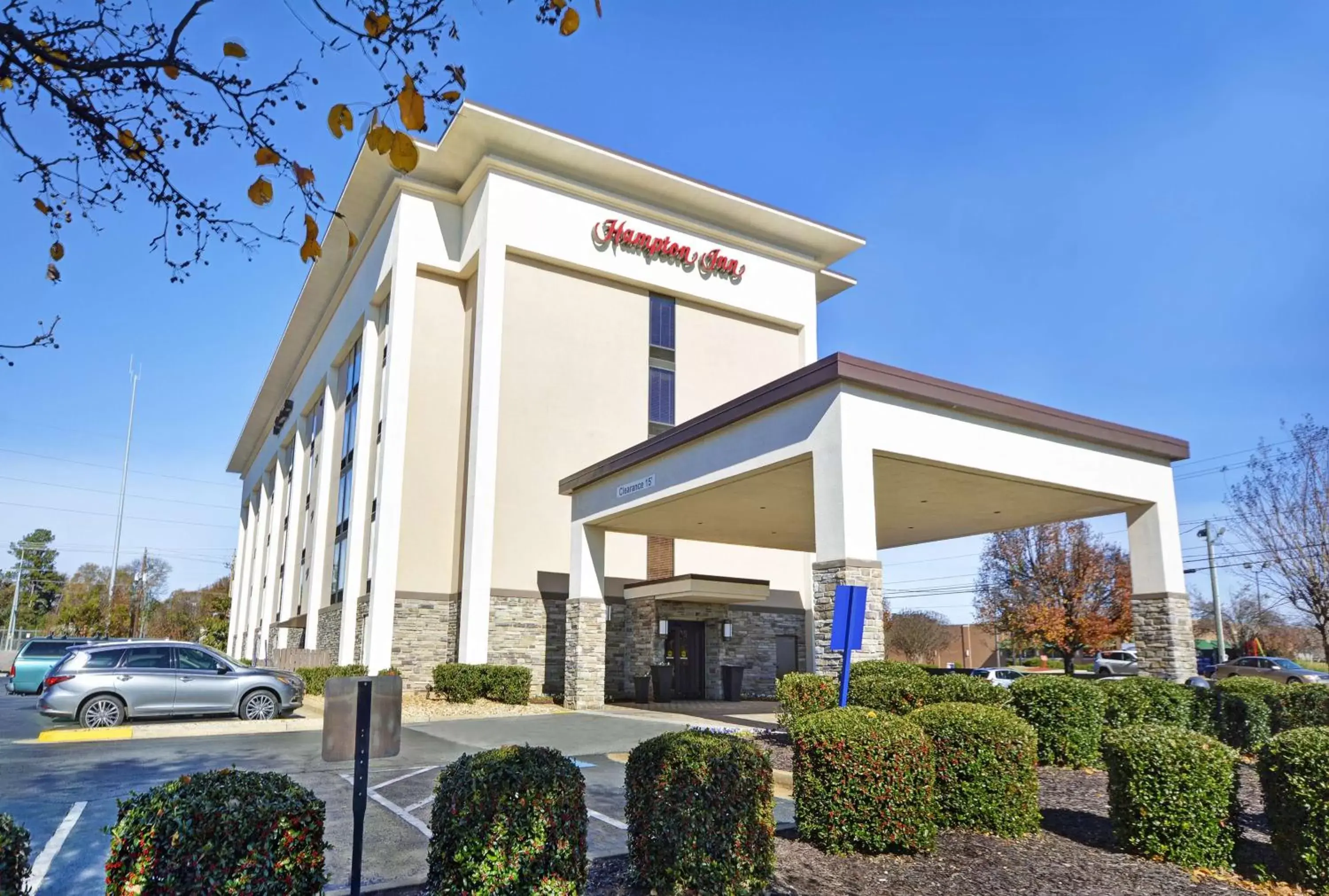 Property Building in Hampton Inn Athens