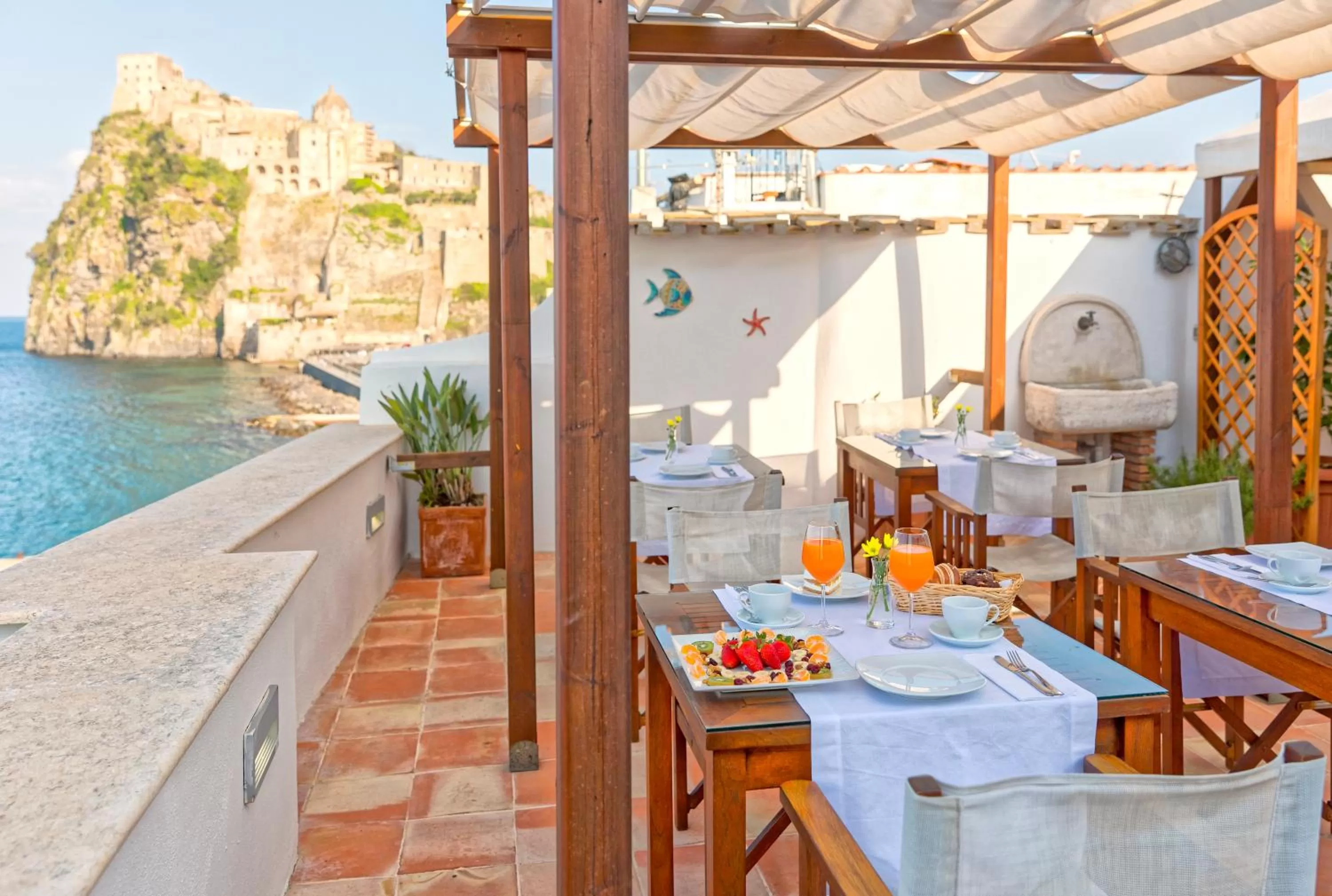 Restaurant/places to eat in Villa Lieta