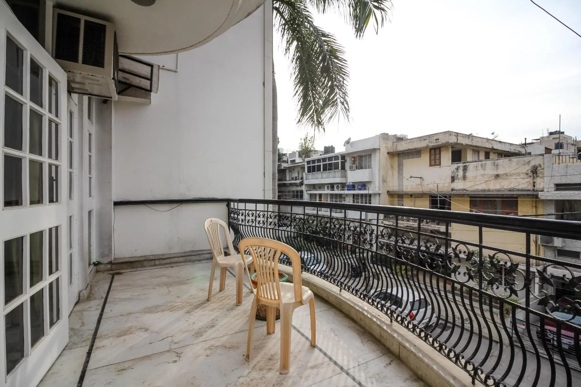 Day, Balcony/Terrace in Under My Roof Green Park