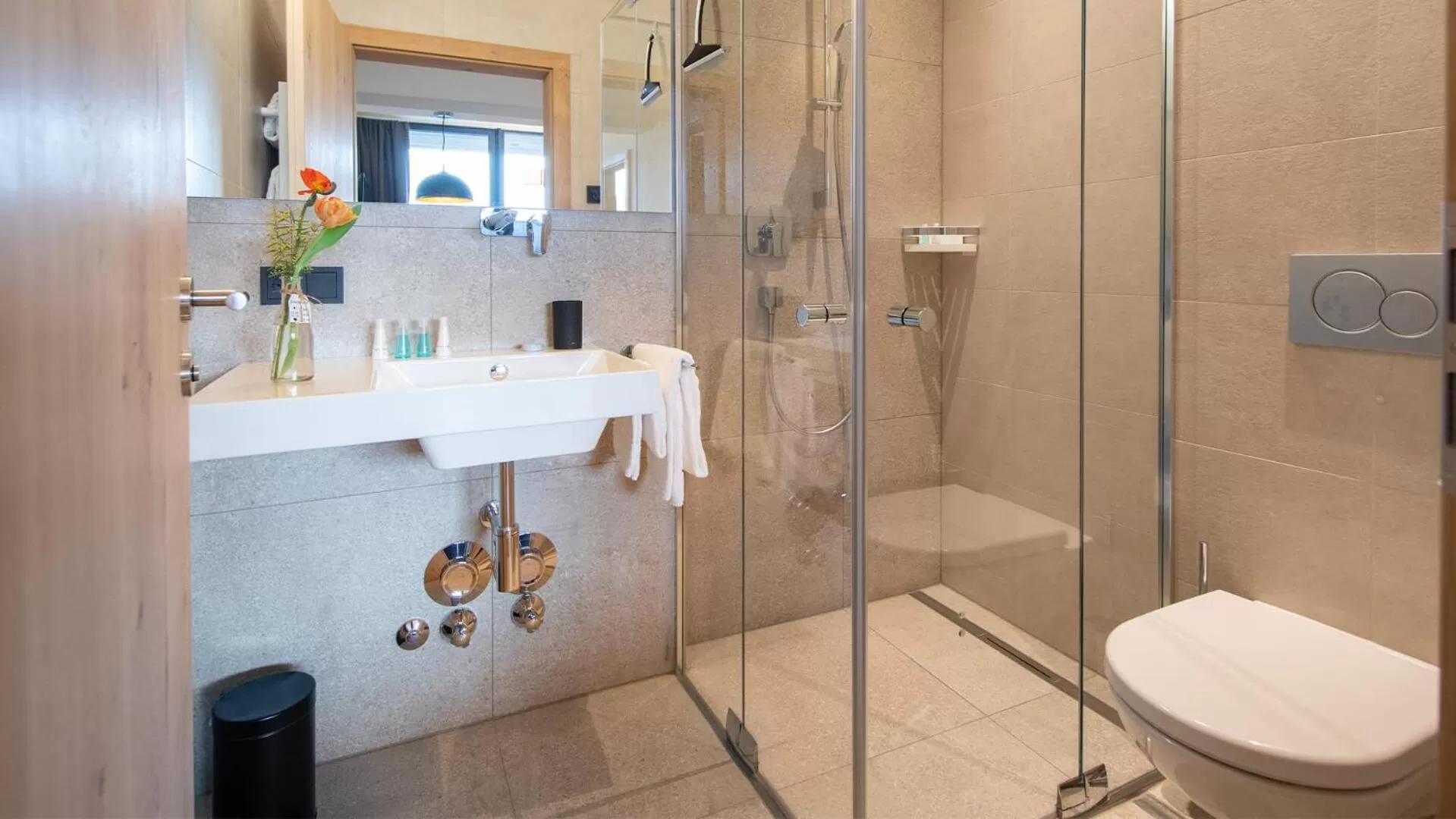 Bathroom in Emma Deluxe Aparthotel direkt beim Skibus