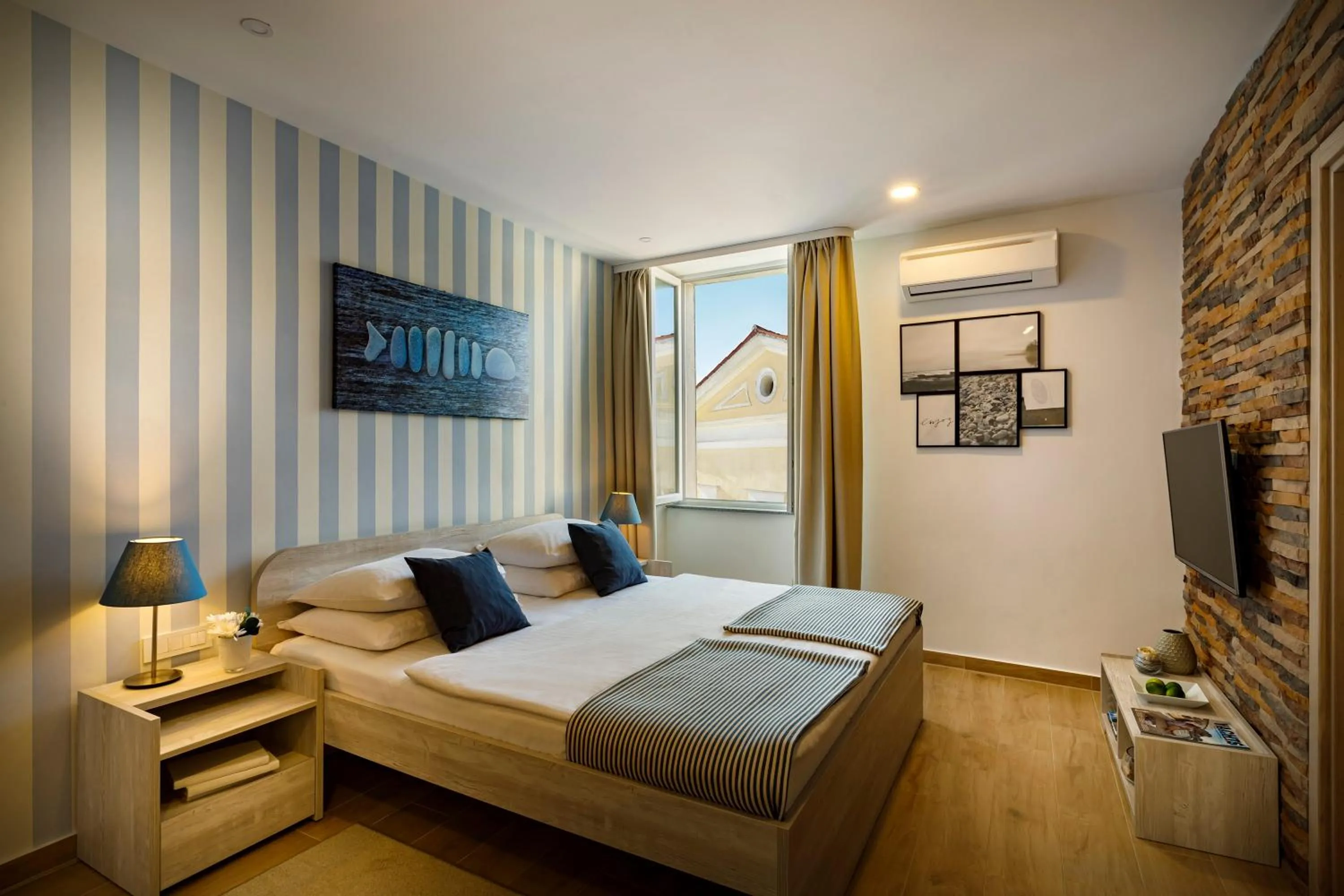 Photo of the whole room, Bed in Valamar Riviera Hotel & Residence