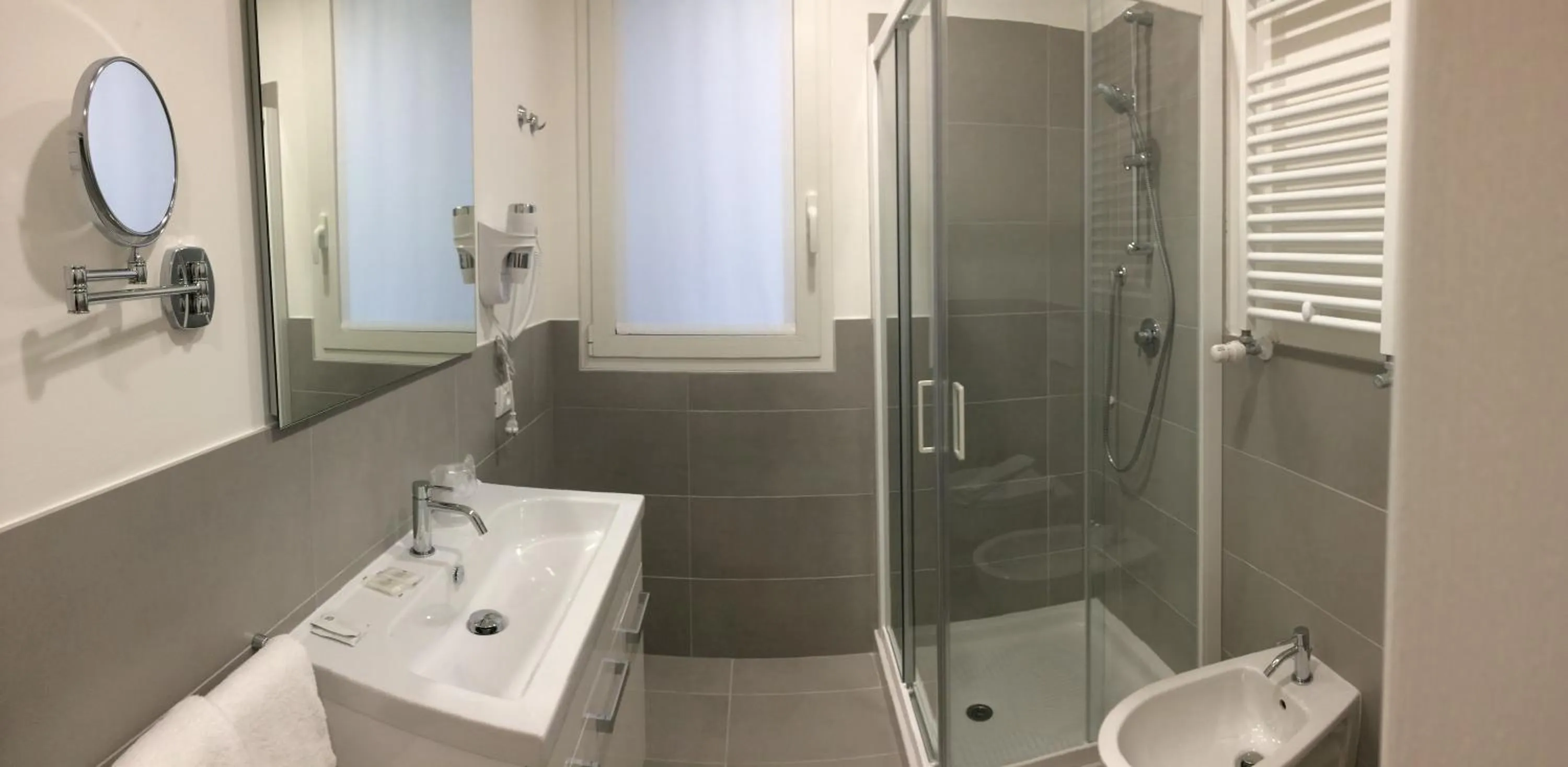 Bathroom in Hotel Nuova Mestre