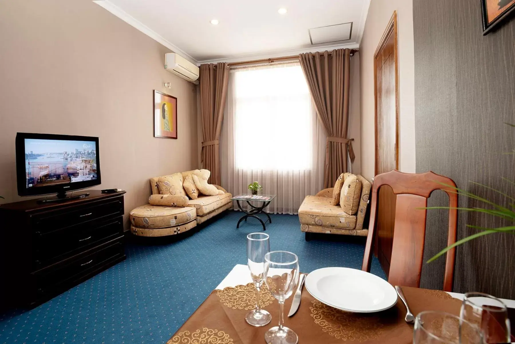 TV and multimedia, Seating Area in Grand Hotel Vung Tau