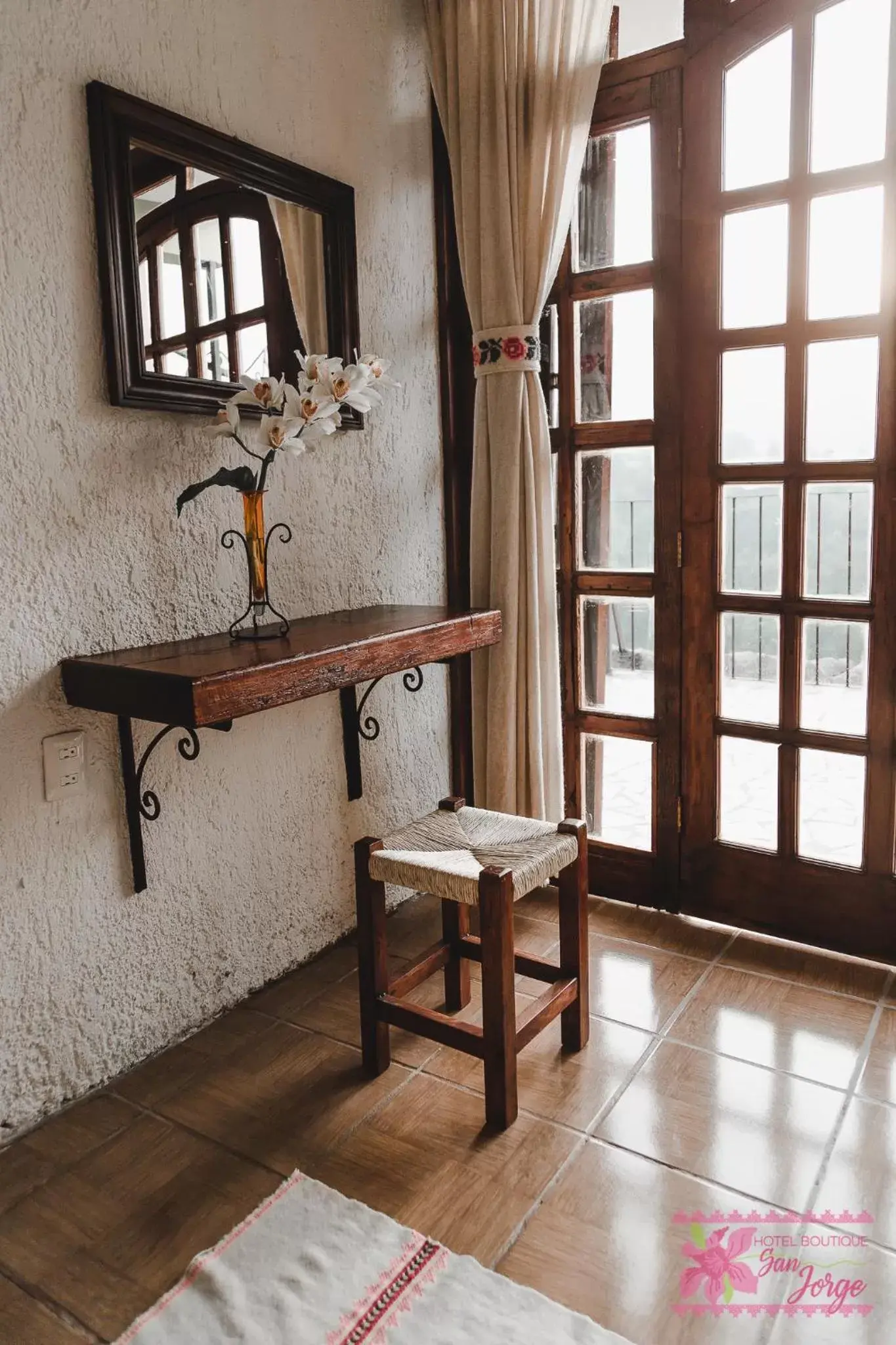 Balcony/Terrace, Bathroom in Hotel San Jorge