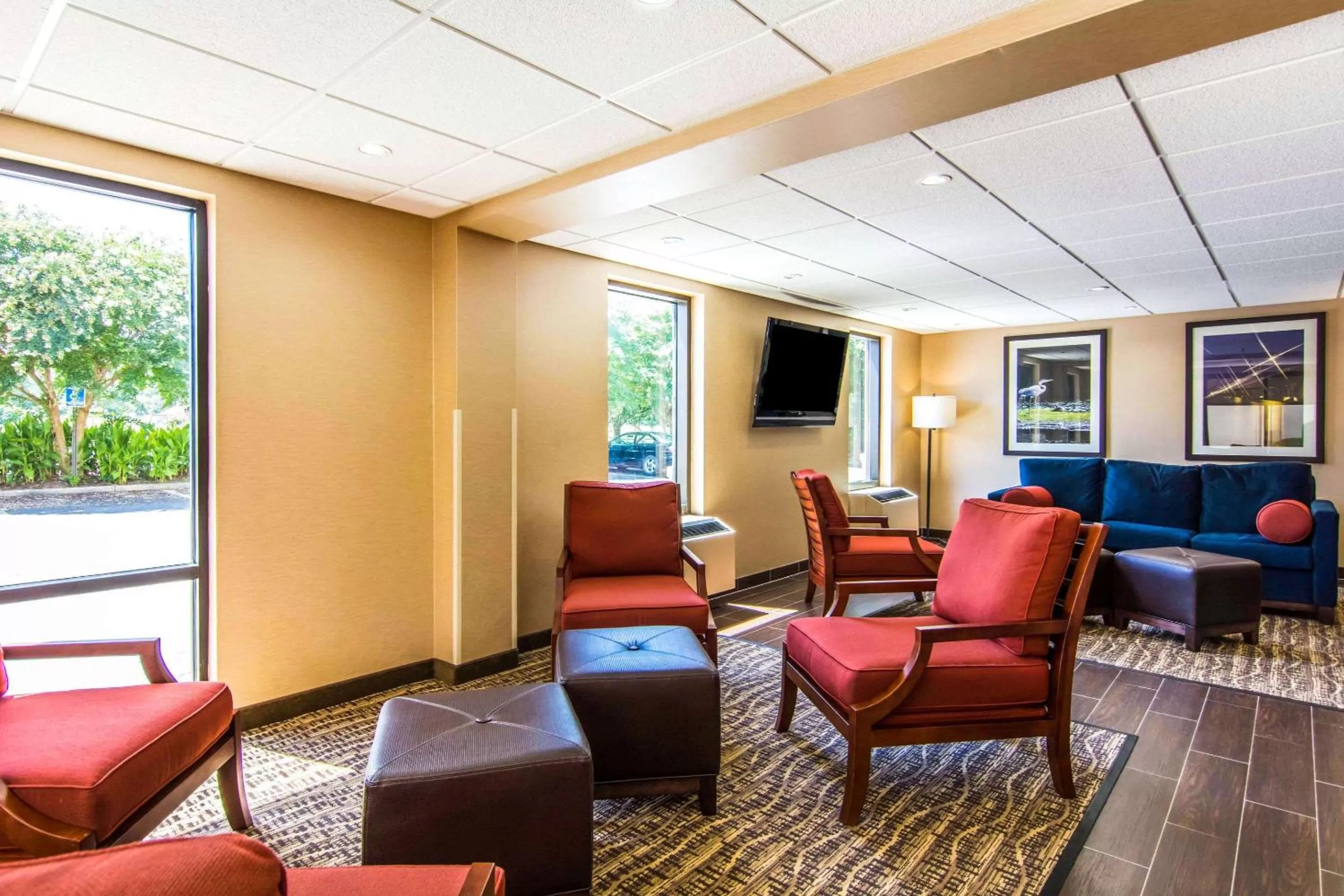 Lobby or reception in Comfort Inn Newport News-Williamsburg East