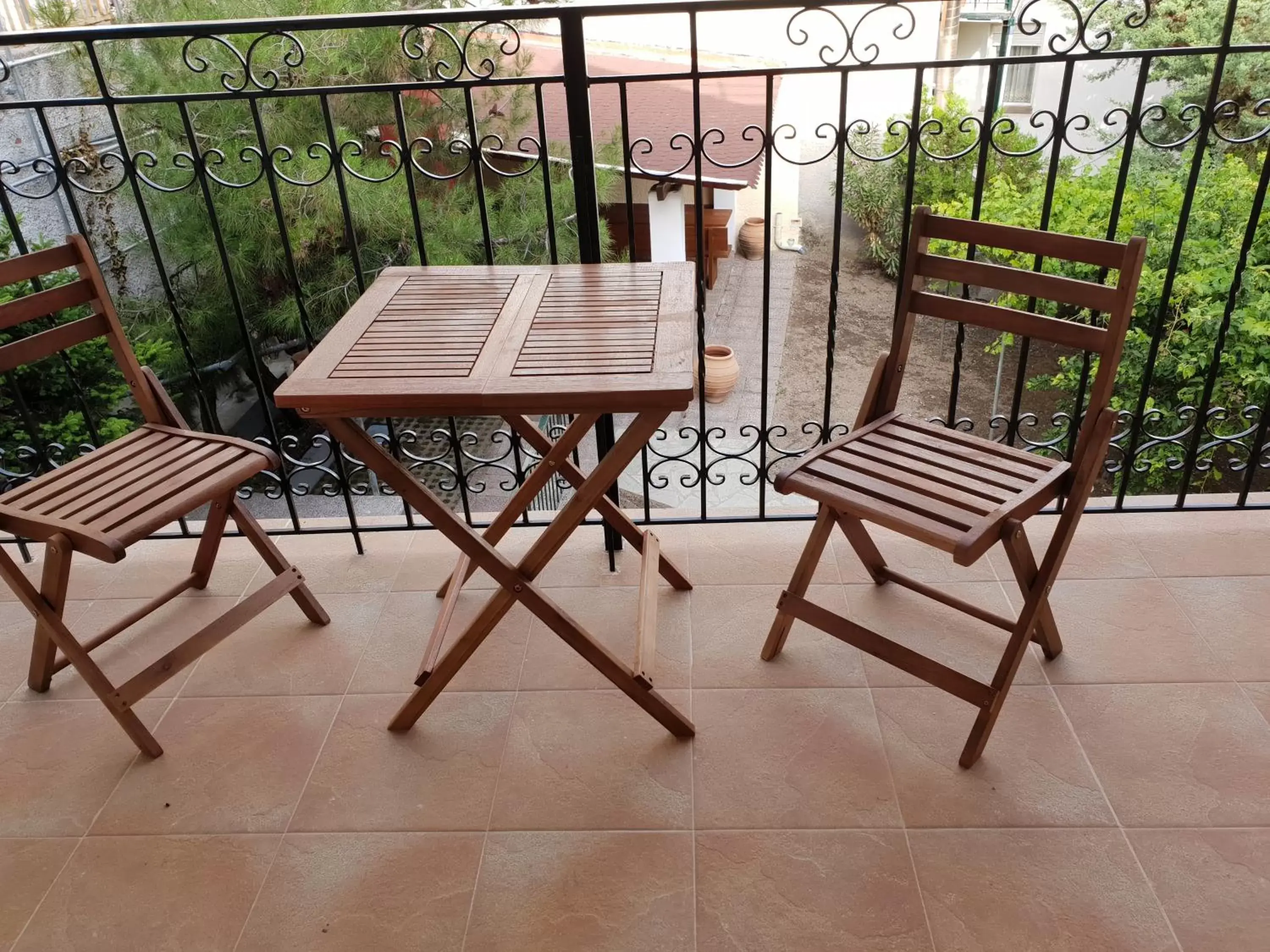 Balcony/Terrace in Mondeus Inn Luxury