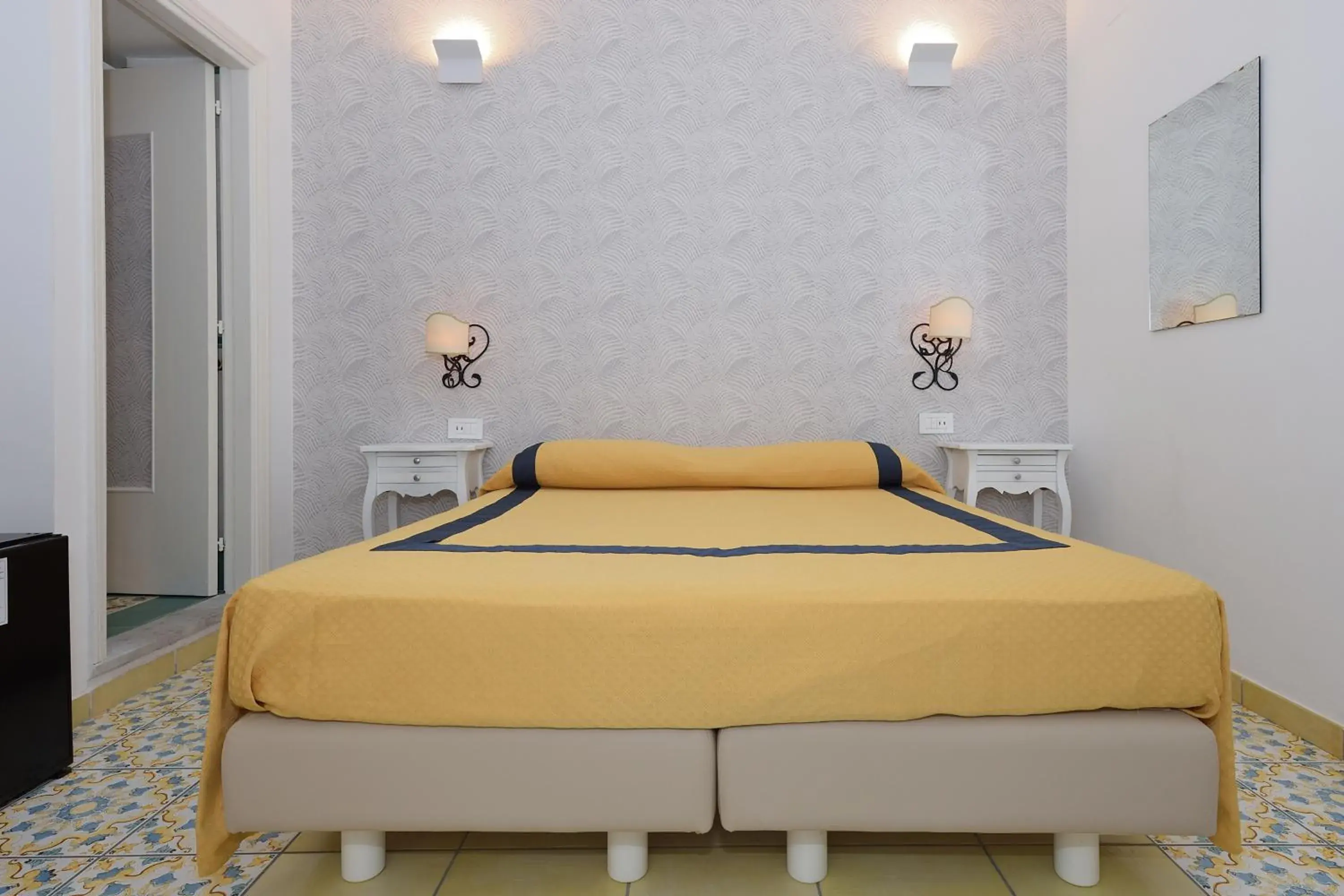 Bed in Hotel Settebello