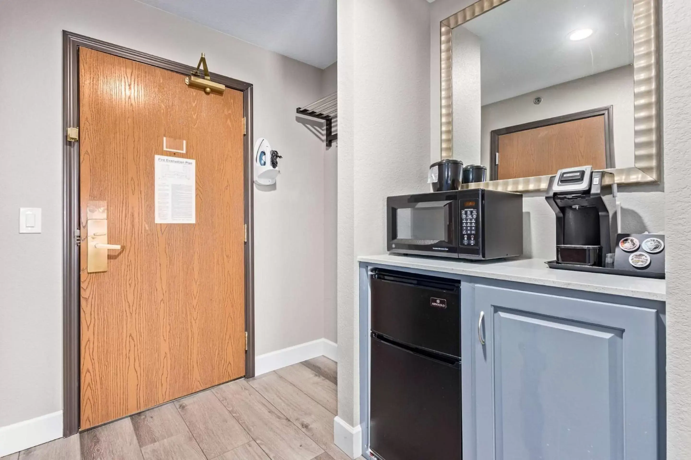 Bedroom in Fountain Park Hotel BW Signature Collection Bedroom in Fountain Park Hotel BW Signature Collection