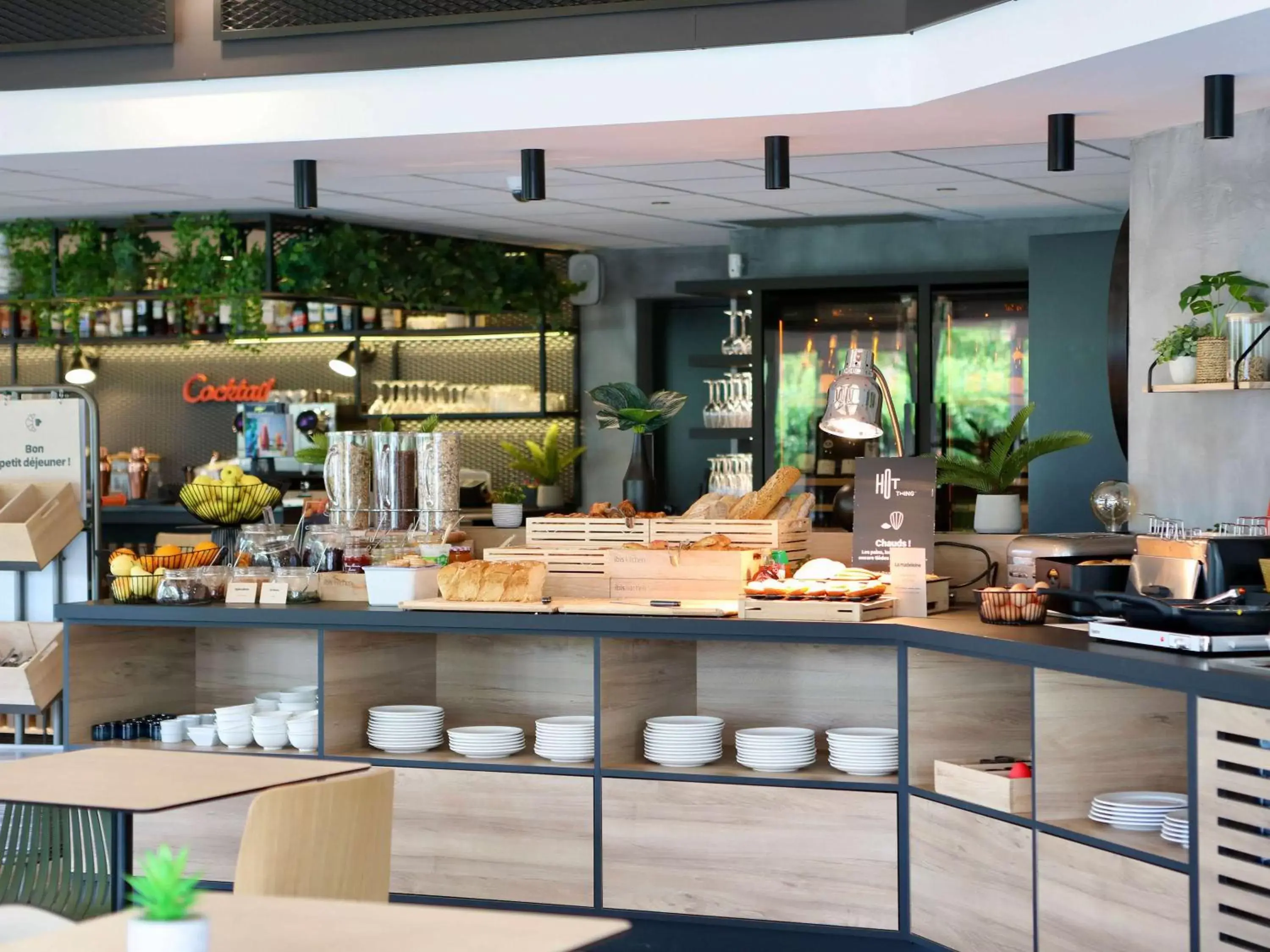 Restaurant/places to eat in ibis Aubenas Restaurant/places to eat in ibis Aubenas