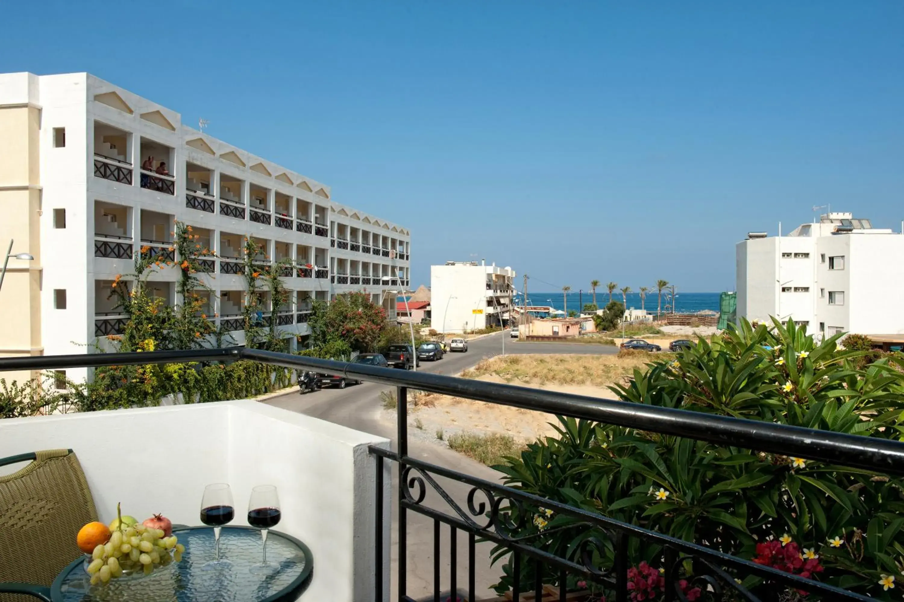 Patio in Artemis Hotel Apartments