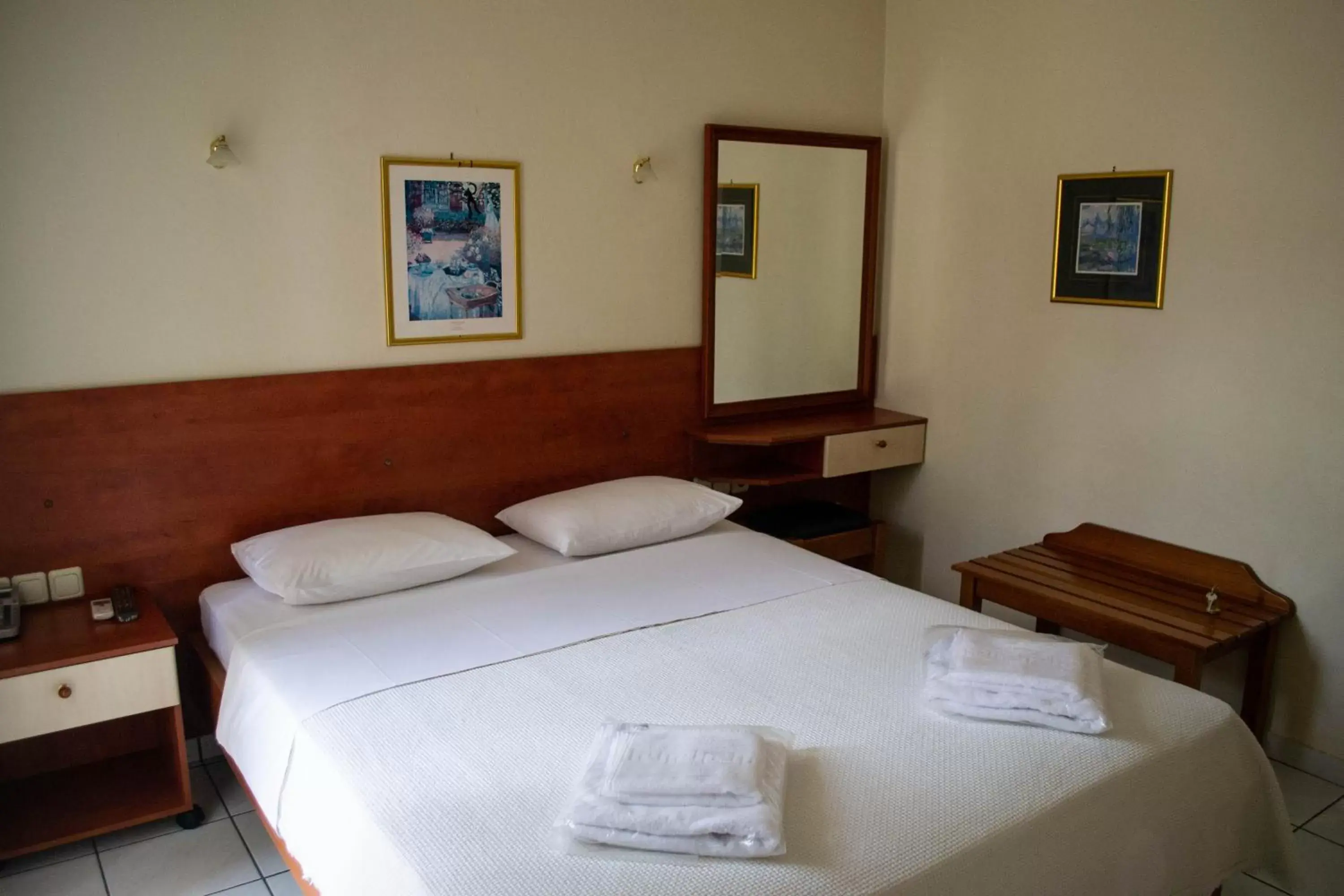 Photo of the whole room, Bed in Egnatia Hotel