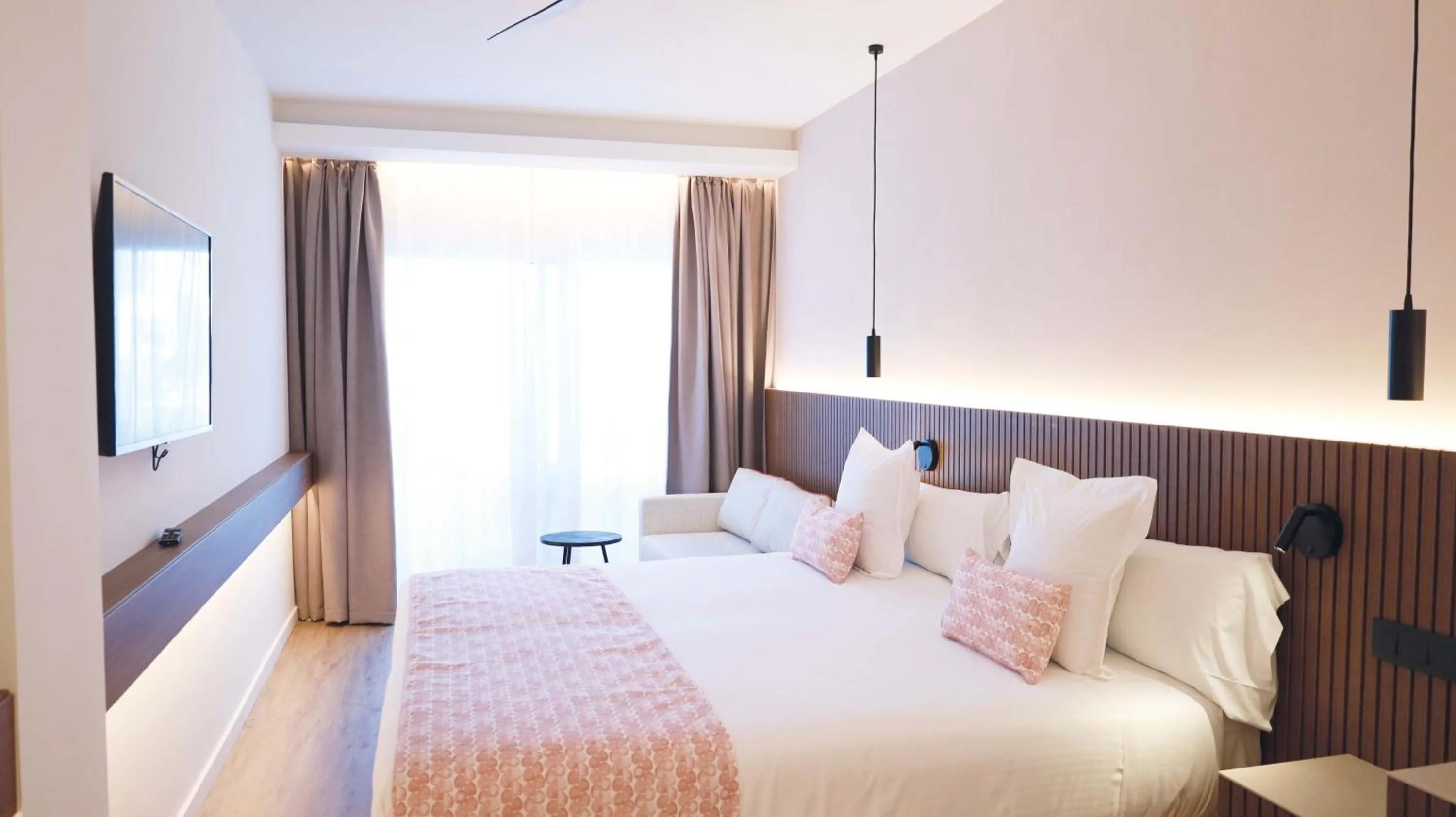 Bedroom, Bed in Seth Port Ciutadella