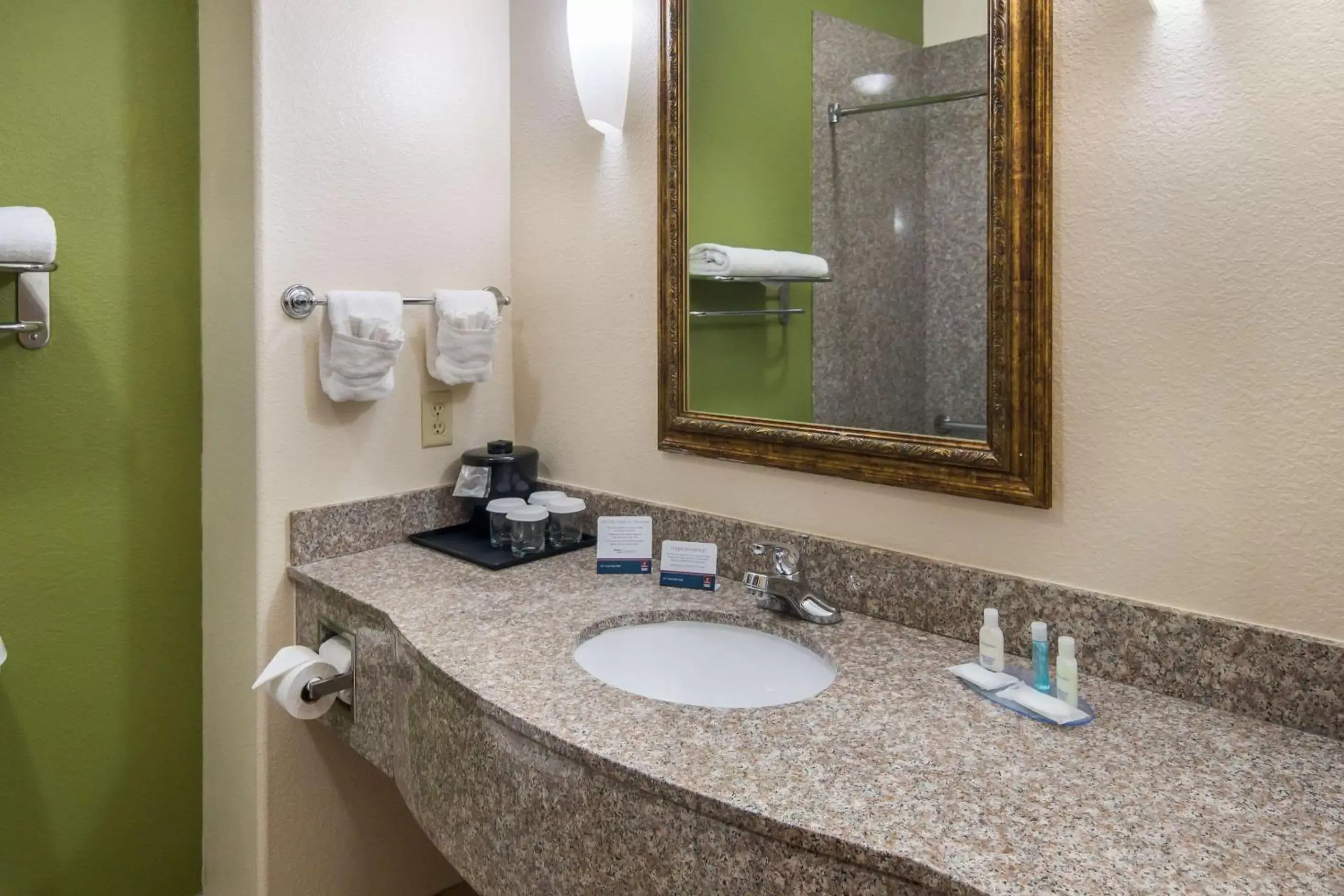 Photo of the whole room, Bathroom in Clarion Inn and Suites Weatherford