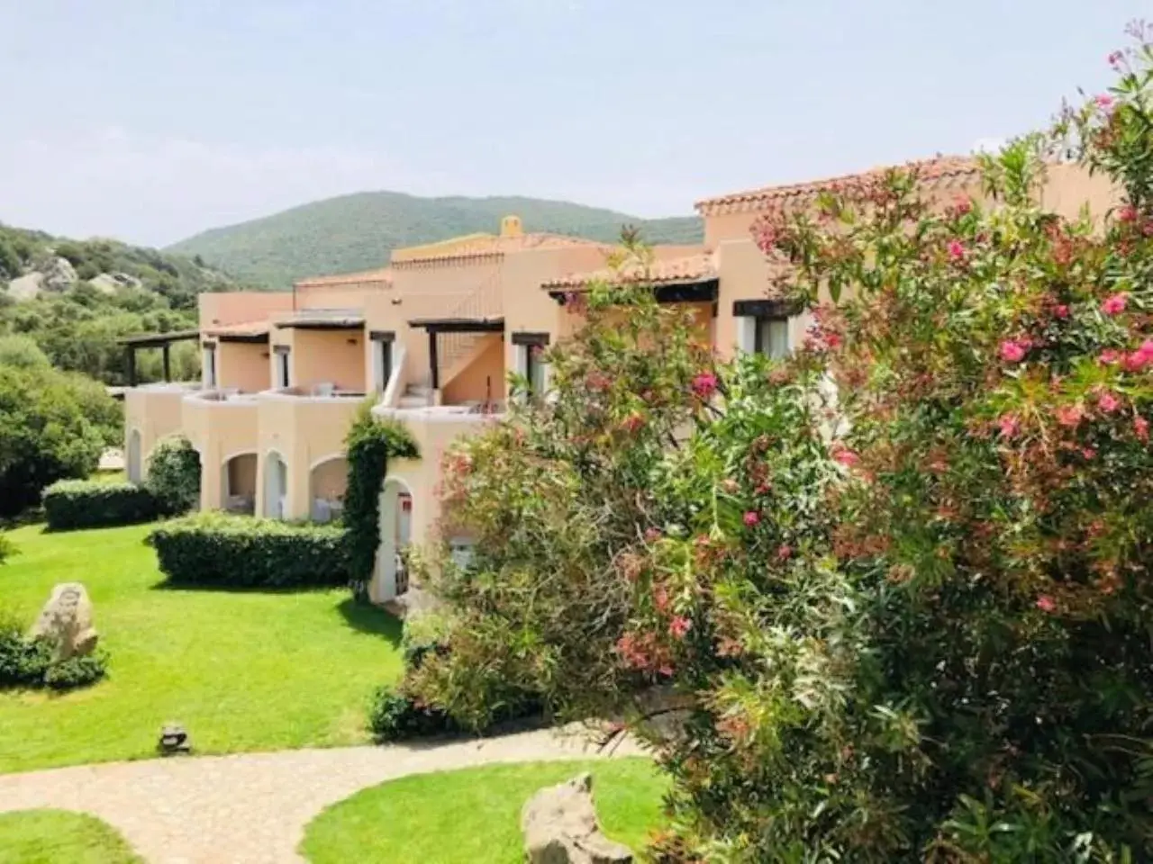 Property Building in Le Corti di Marinella