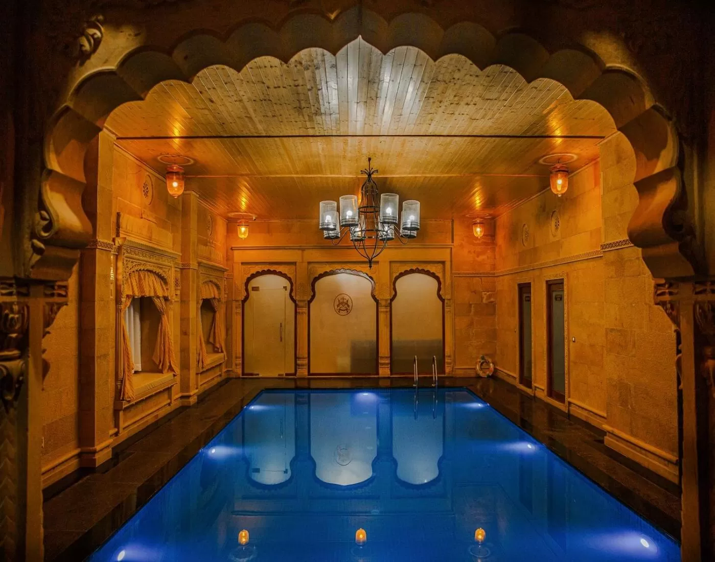 Swimming pool in Hotel Lal Garh Fort And Palace