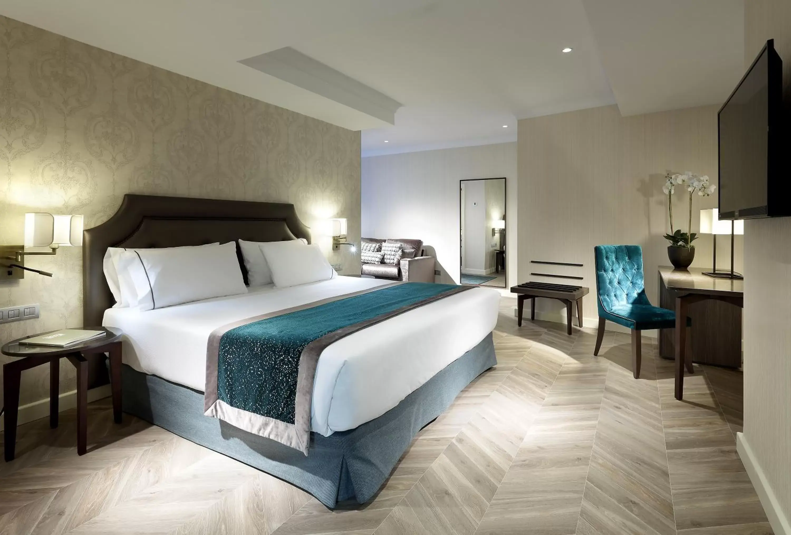 Photo of the whole room, Bed in Eurostars Casa de la Lírica Photo of the whole room, Bed in Eurostars Casa de la Lírica