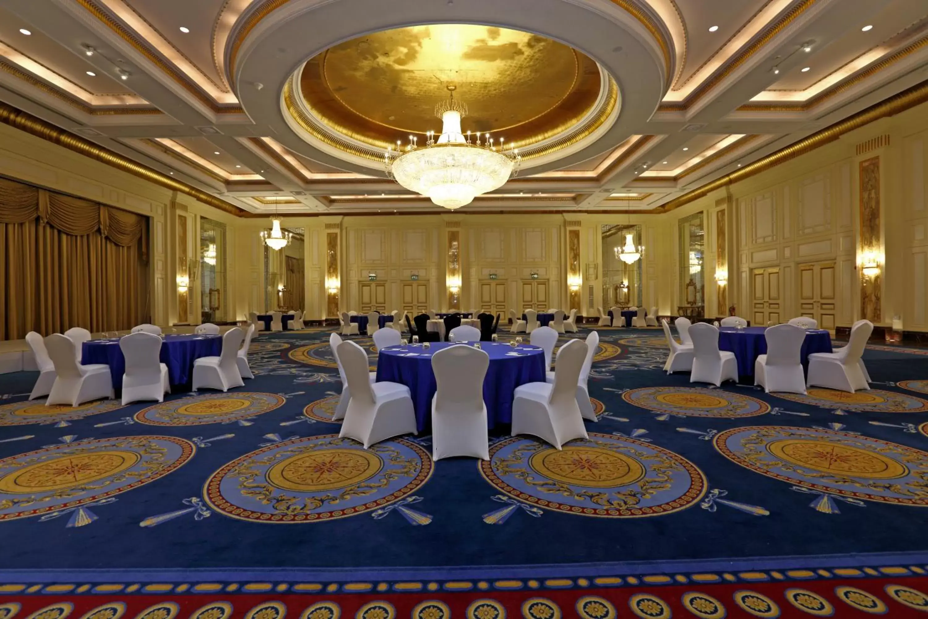 Banquet/Function facilities, Banquet Facilities in Radisson Blu Hotel, Riyadh