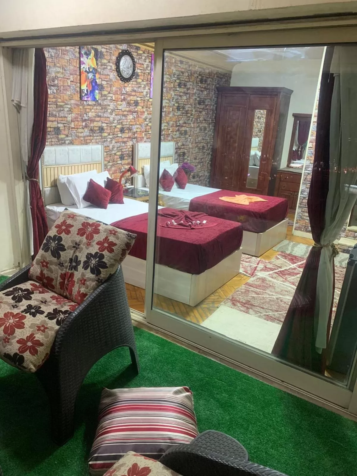 Quiet street view, Bed in Nile Star Suites & Apartments