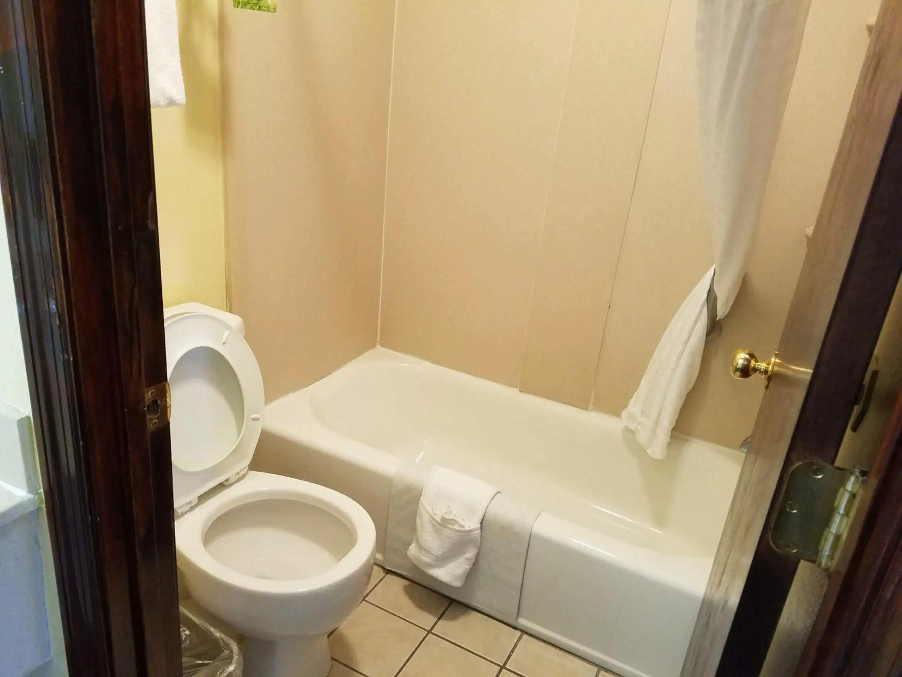 Toilet, Bathroom in Days Inn by Wyndham Jacksonville NC