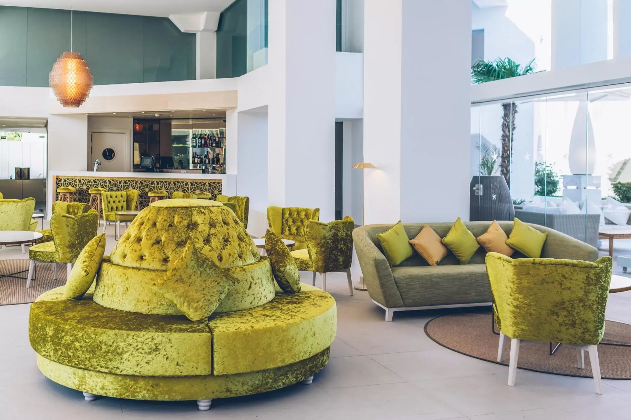 Lobby or reception, Lounge/Bar in Iberostar Selection Marbella Coral Beach