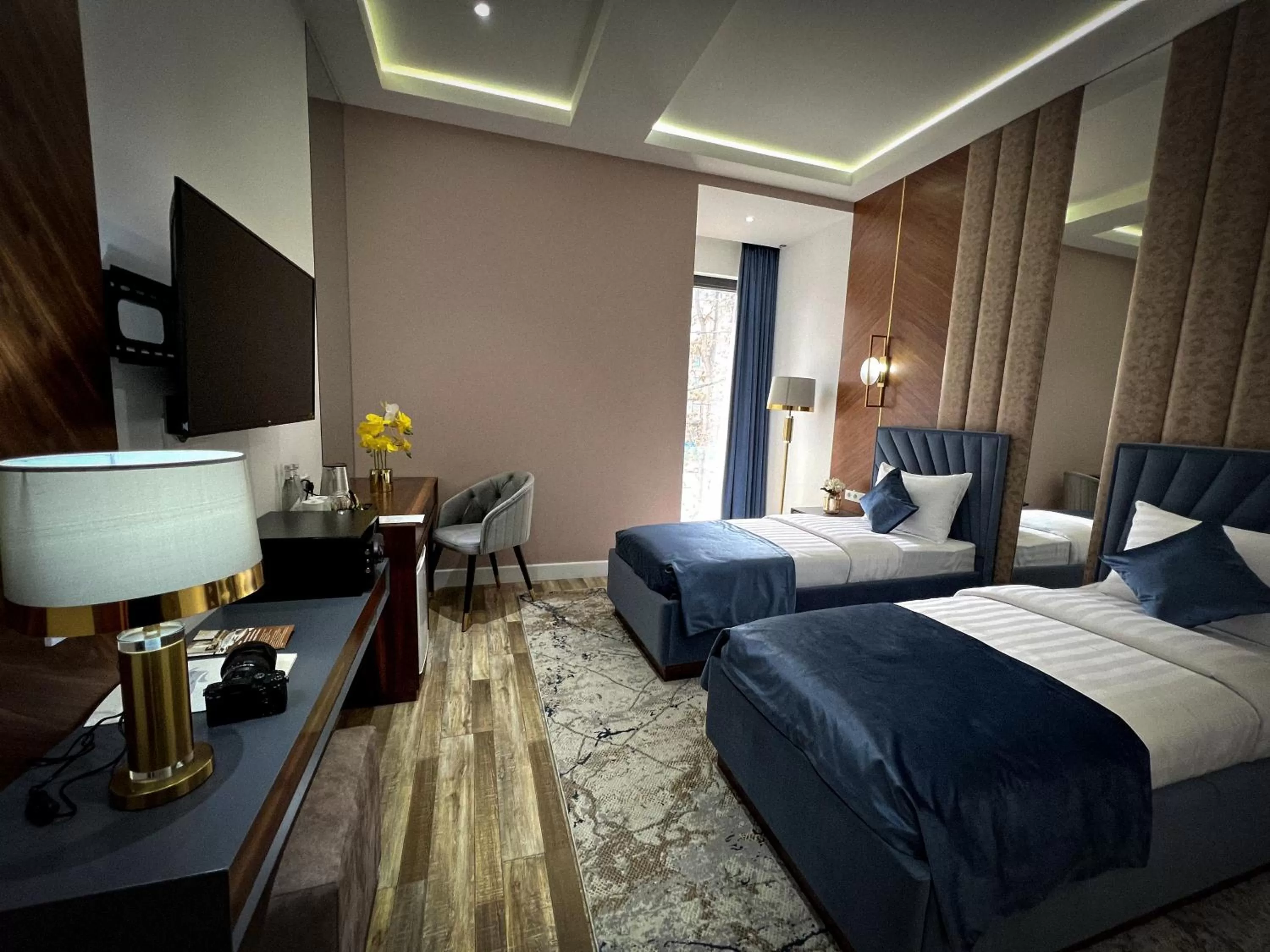 Photo of the whole room, Bed in MedinaTown