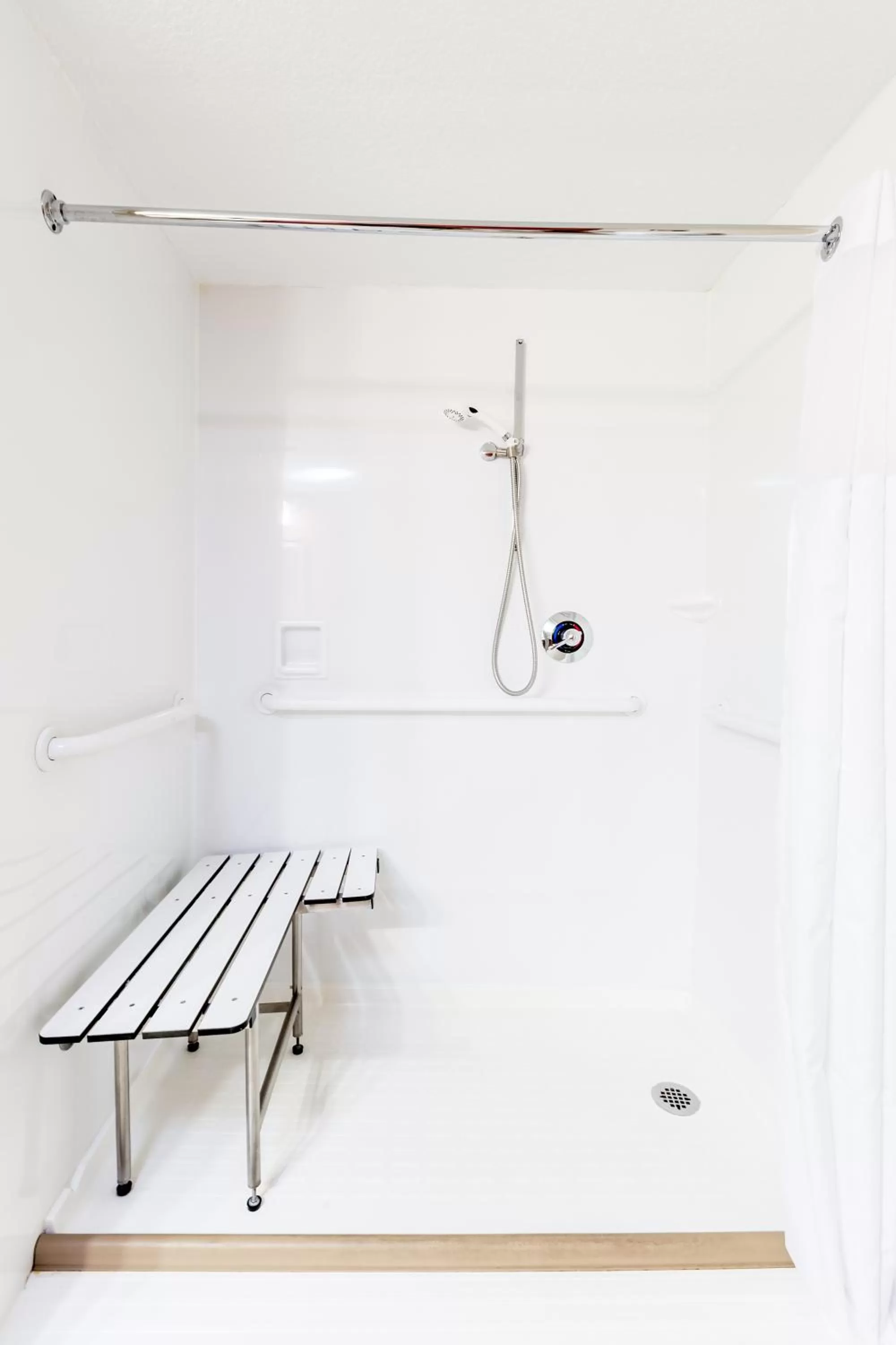 Bathroom in Comfort Inn San Diego Old Town