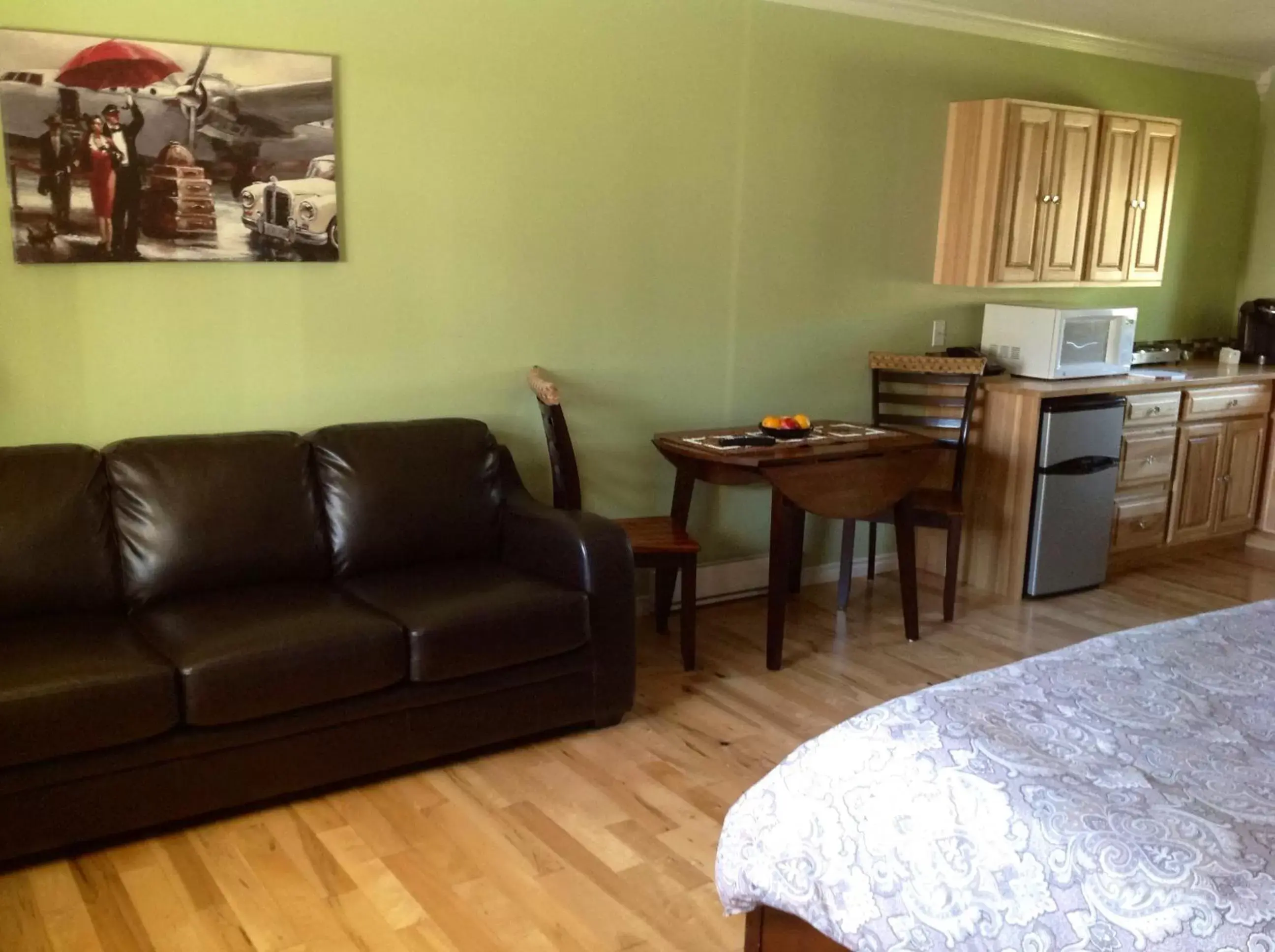 Seating Area in Parkside Inn