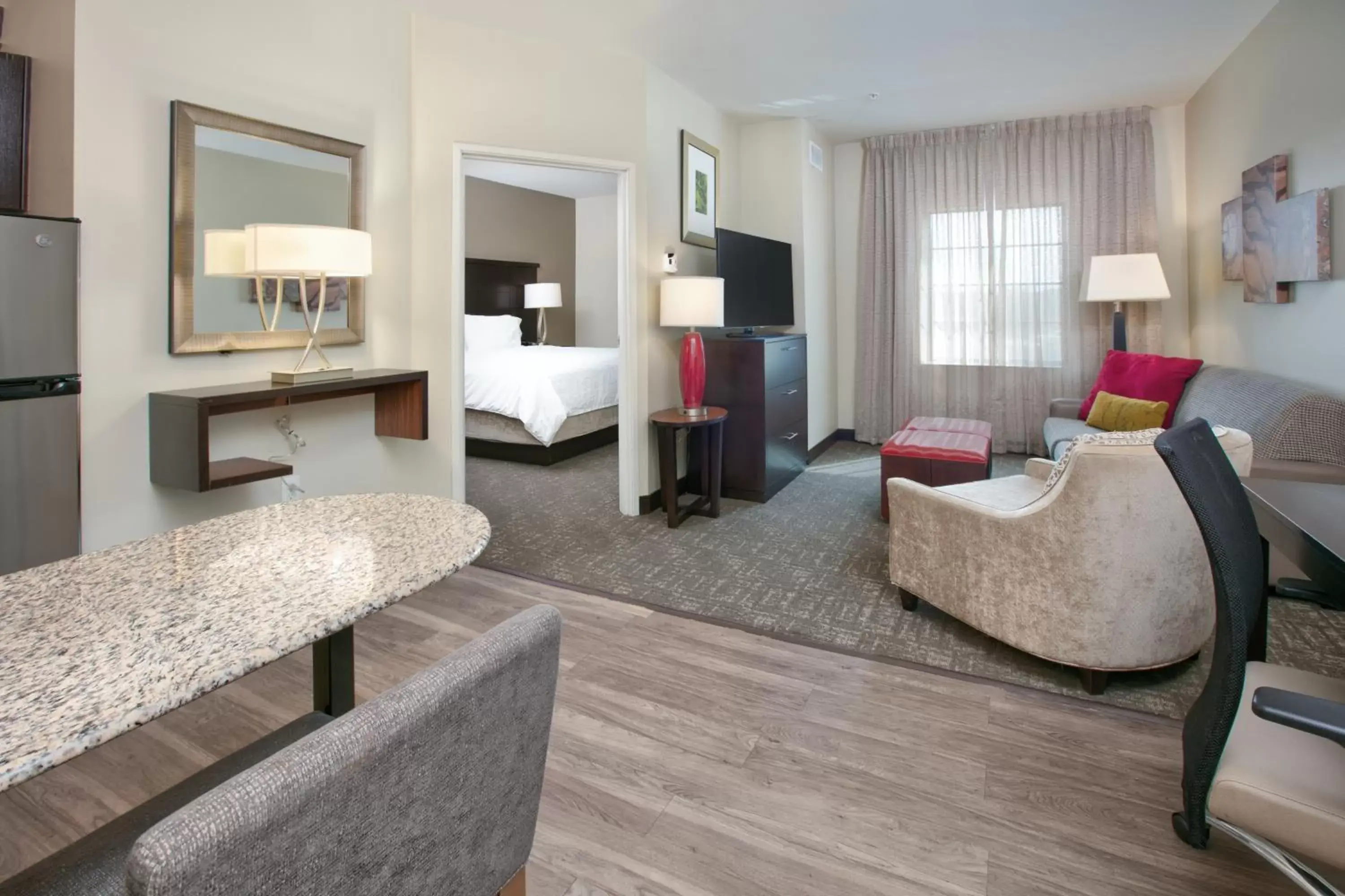 Communal lounge/ TV room in Staybridge Suites Plano - Richardson Area, an IHG Hotel